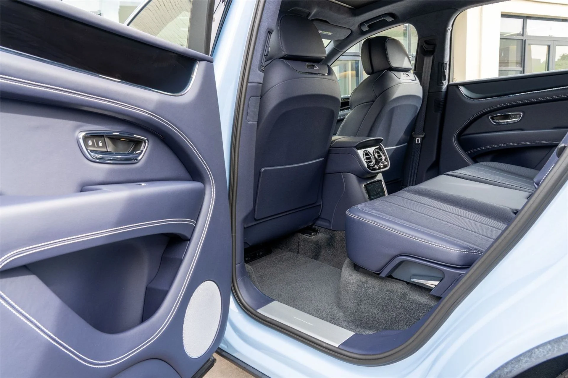 mph037_1808963007_774e375ffc3cf6325a1d2618c04c0867_9df71ec323