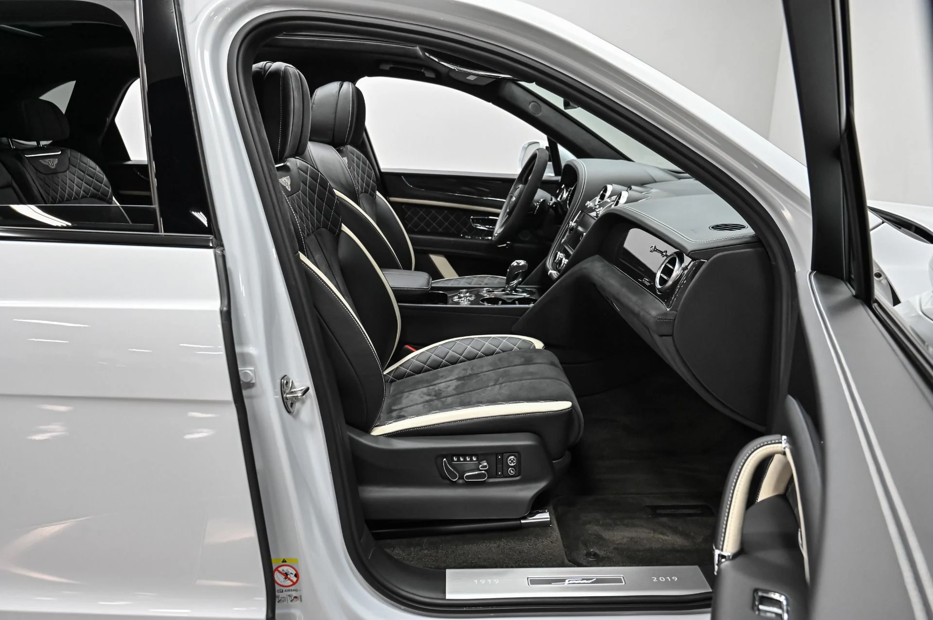mph037_181428186_Used_2020_Bentley_Bentayga_Speed_1754949210_ad4737bdfc