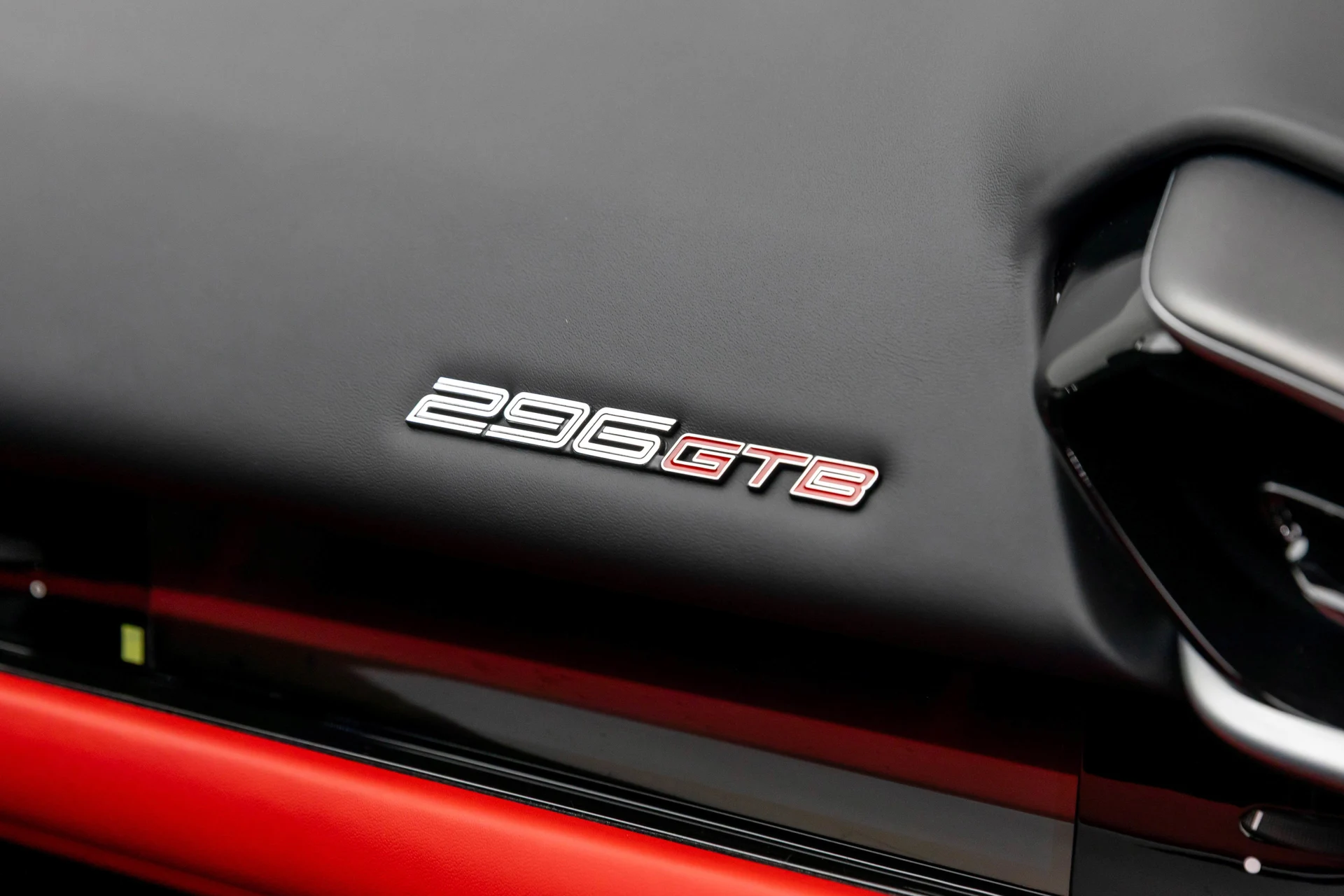 mph037_1816896738_6cffc9dff66e43bd9ae283aff367bf4e_648b2d84ee