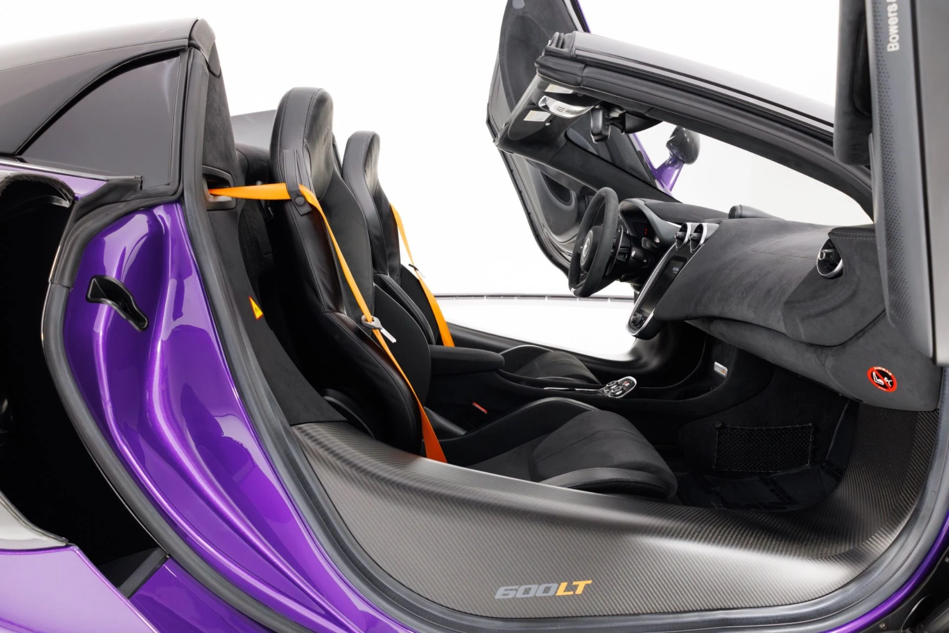 mph037_1822704886_Used_2020_Mc_Laren_600_LT_1787348543_b4b71a2a70