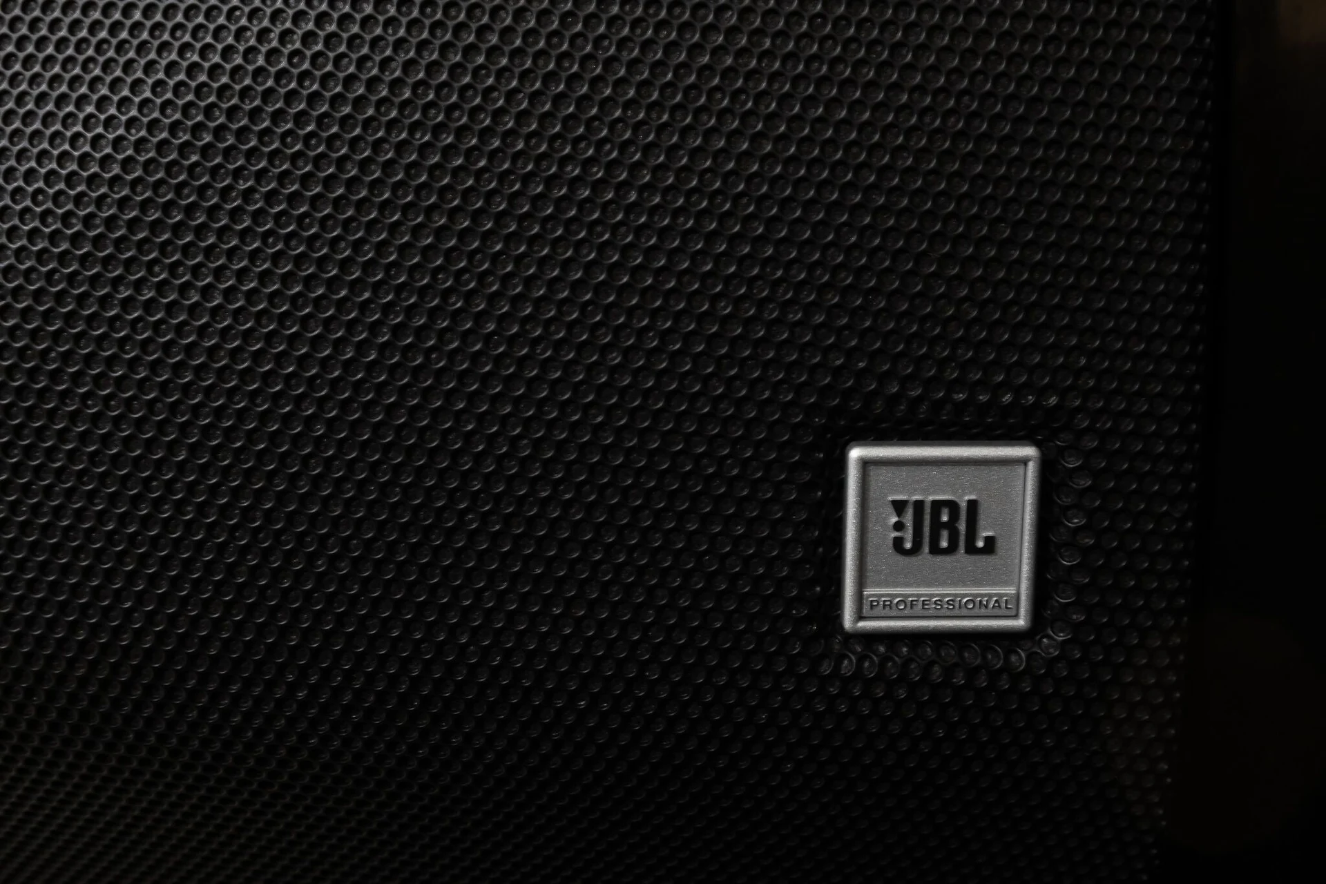 mph037_1823650151_afc58f561b1b7c8795ec2310b49c3d9a_869018849b