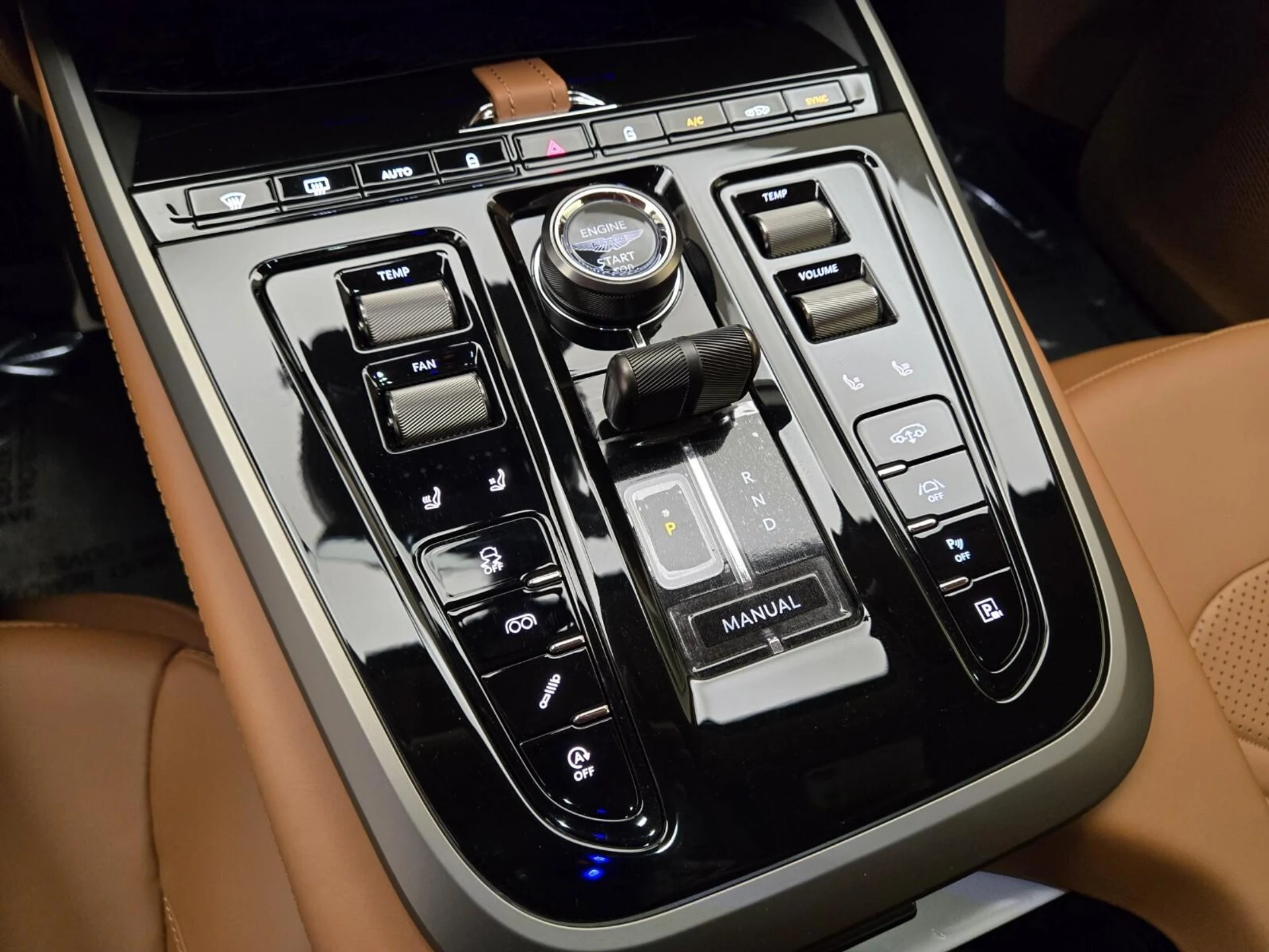 mph037_1855597702_New_2026_Aston_Martin_DBX_S_1776489485_aafcb65de8