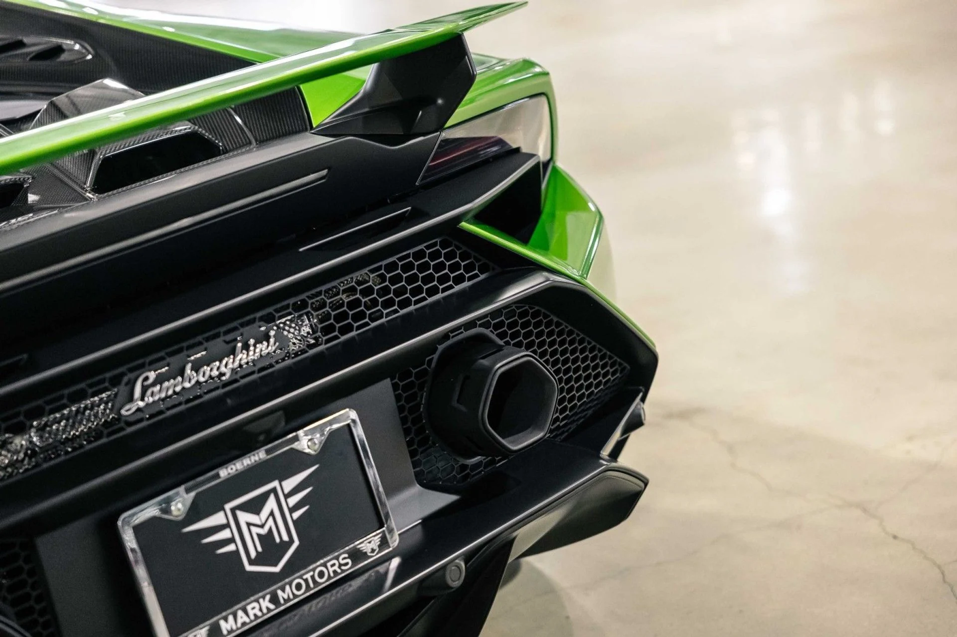 mph037_1867987836_Nw_9965e15d7a