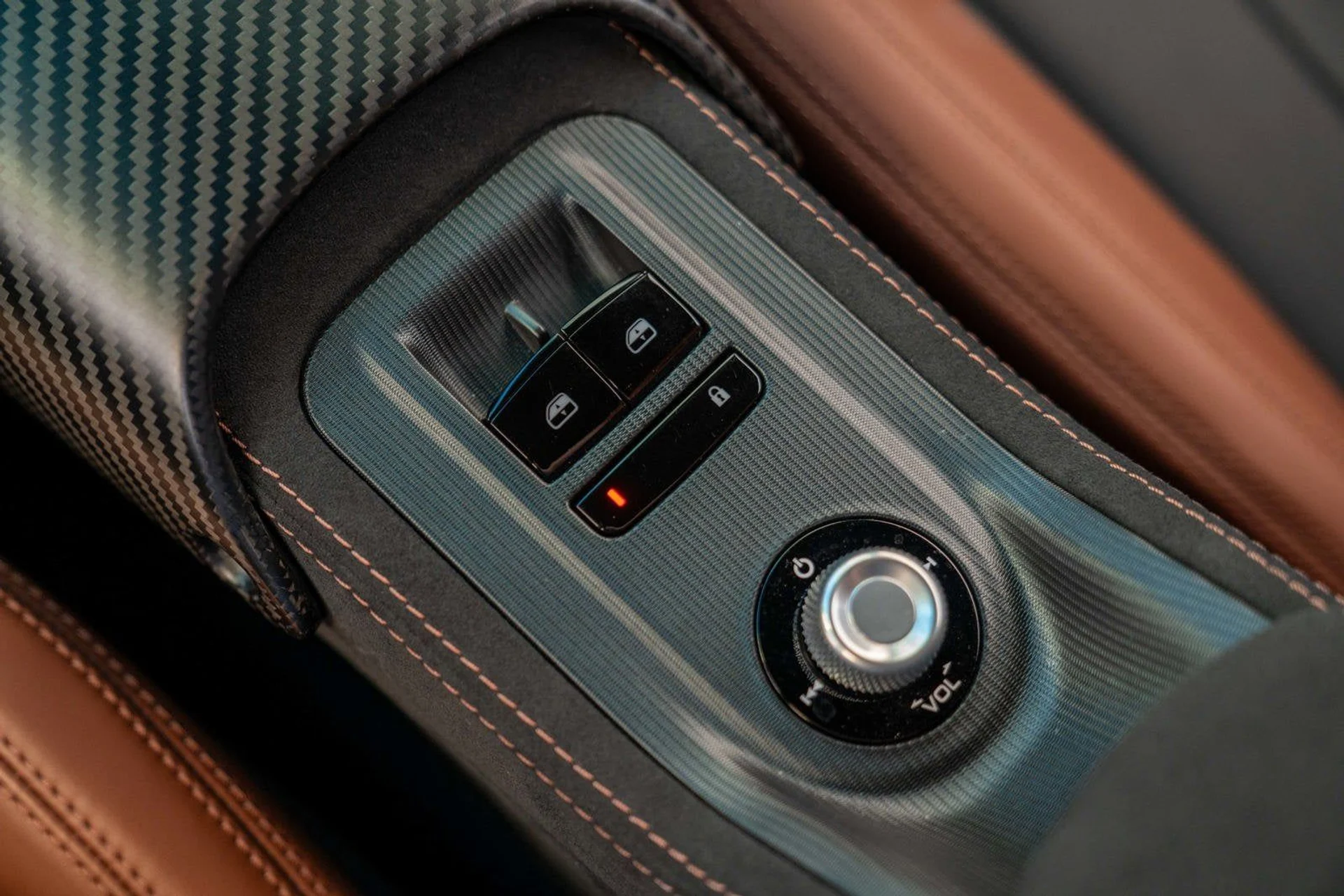 mph037_1873270735_38_d74b92ff6f