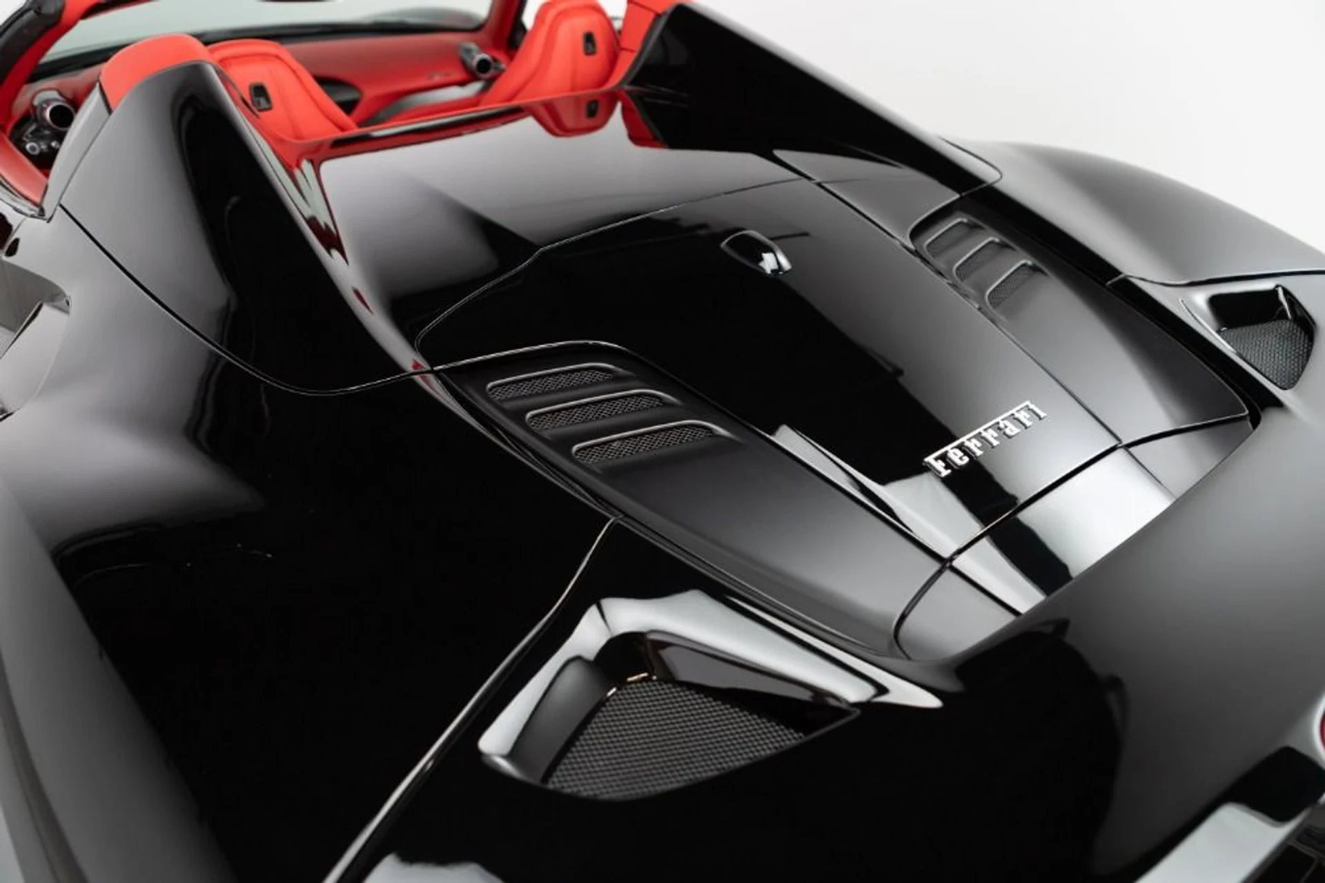 mph037_1878738071_Used_2021_Ferrari_F8_Spider_b701ee1542