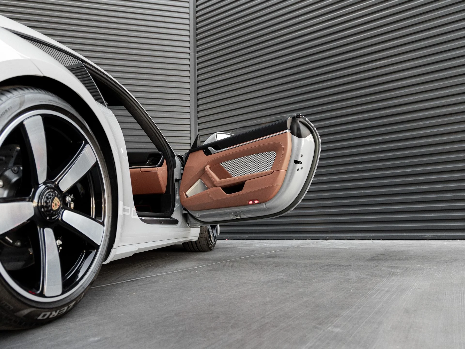 mph037_1882446228_38_d57b60092a