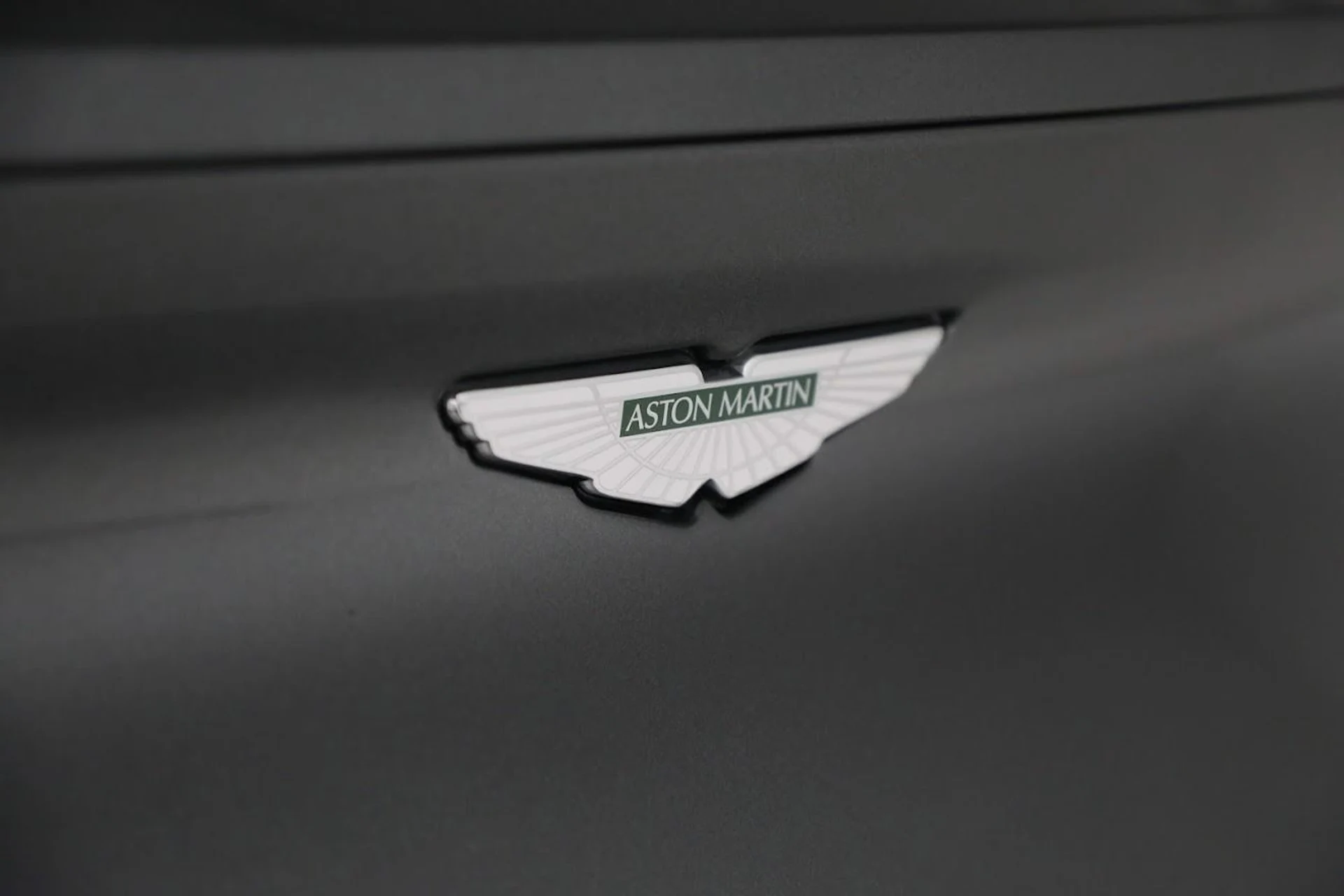 mph037_1894821436_Used_2020_Aston_Martin_DB_11_Volante_Convertible_1682724491_bc804d7279