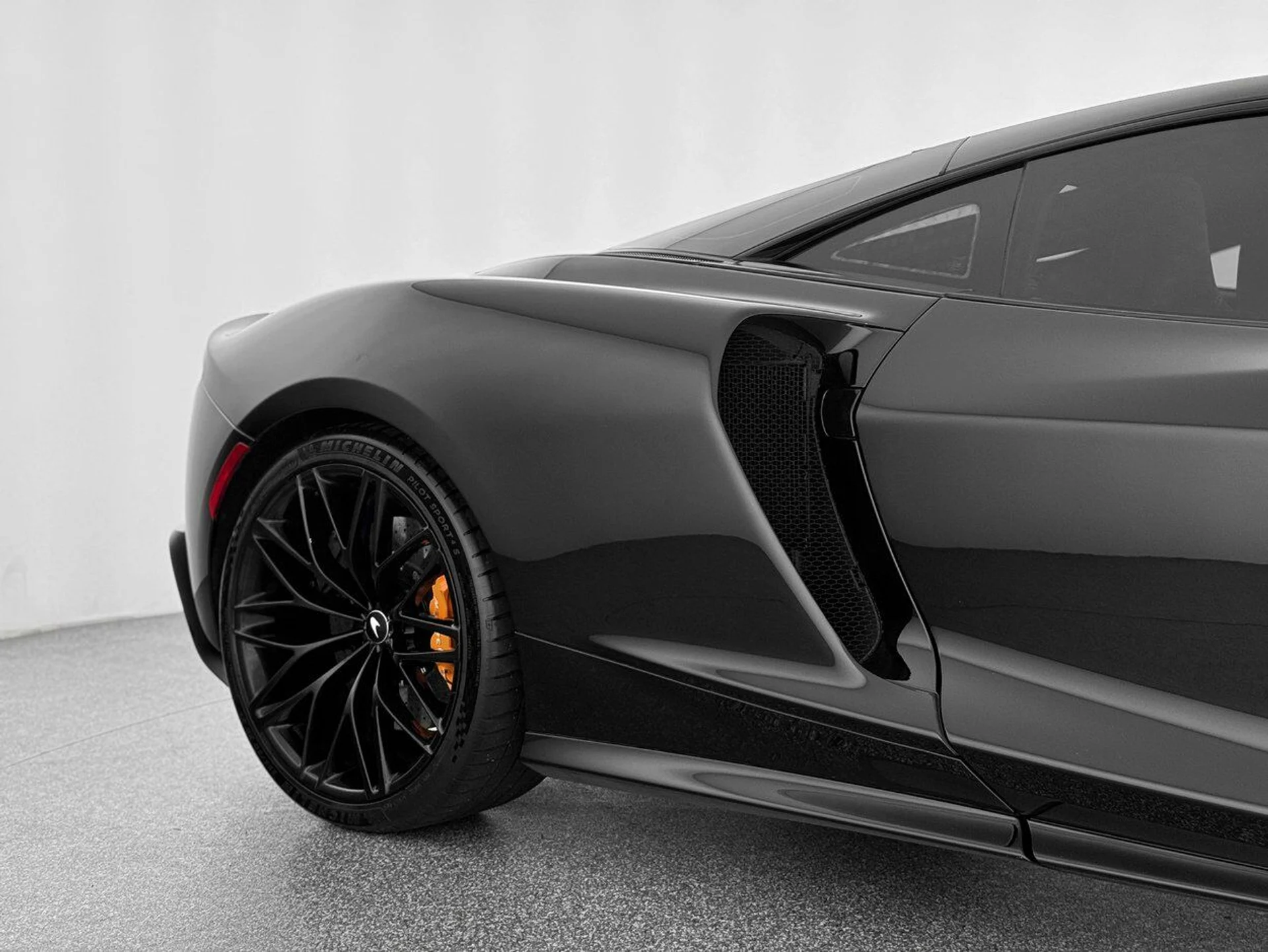 mph037_1895555717_9593916caef91c2b0f0adcdf8a009e18_4b1f85c582