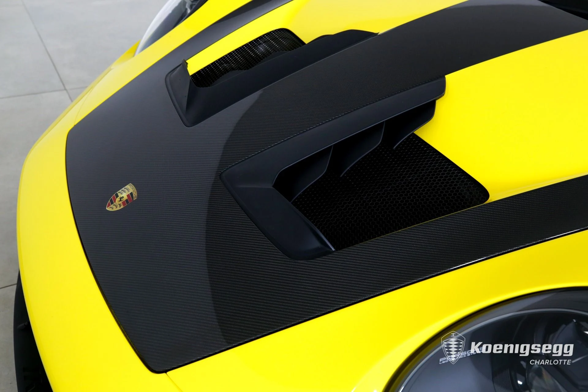 mph037_1899123855_Used_2024_Porsche_911_GT_3_RS_MANTHEY_1774641347_aab34b0284