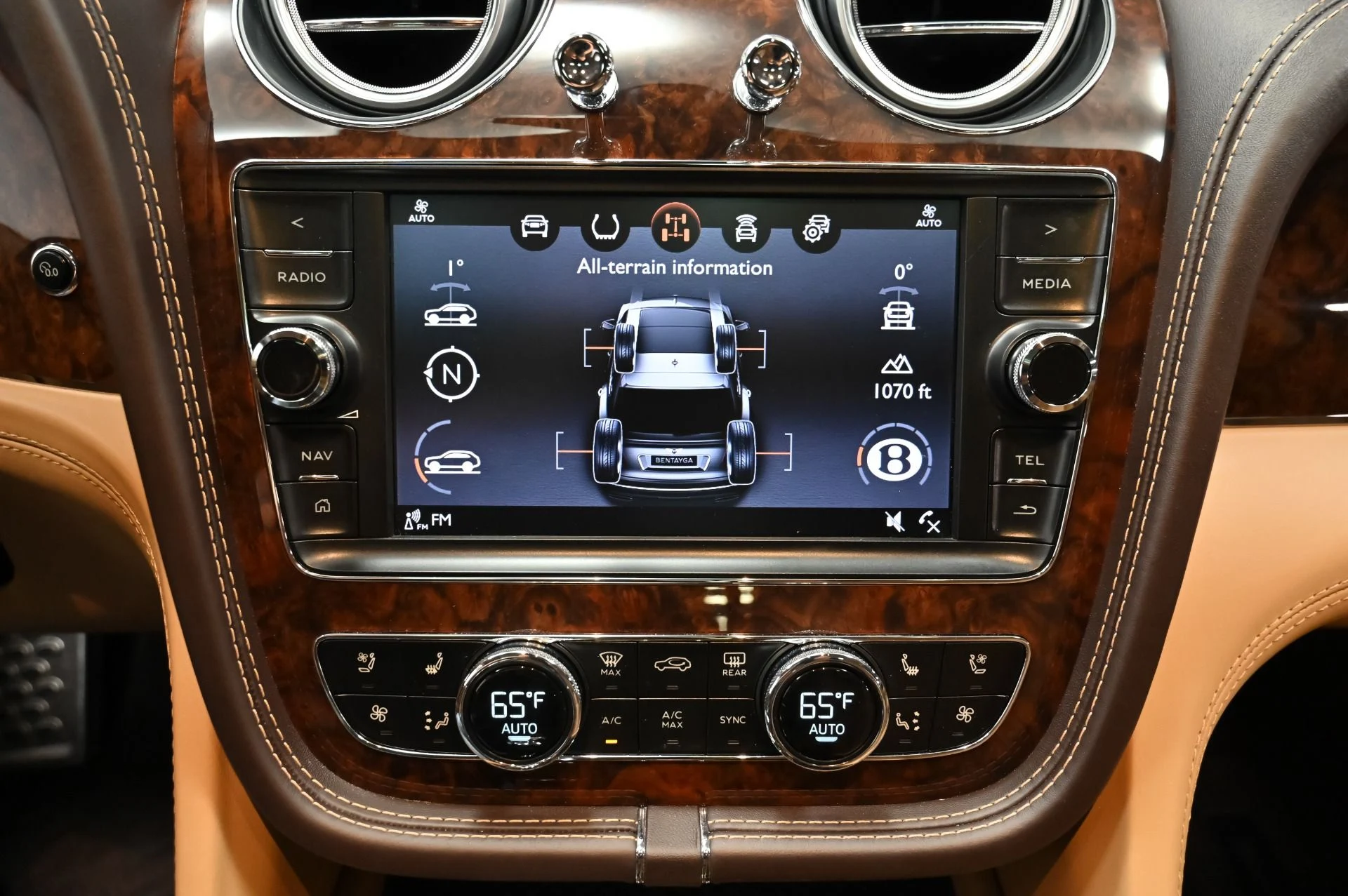 mph037_1907121229_Used_2017_Bentley_Bentayga_W12_1759876449_519940f911