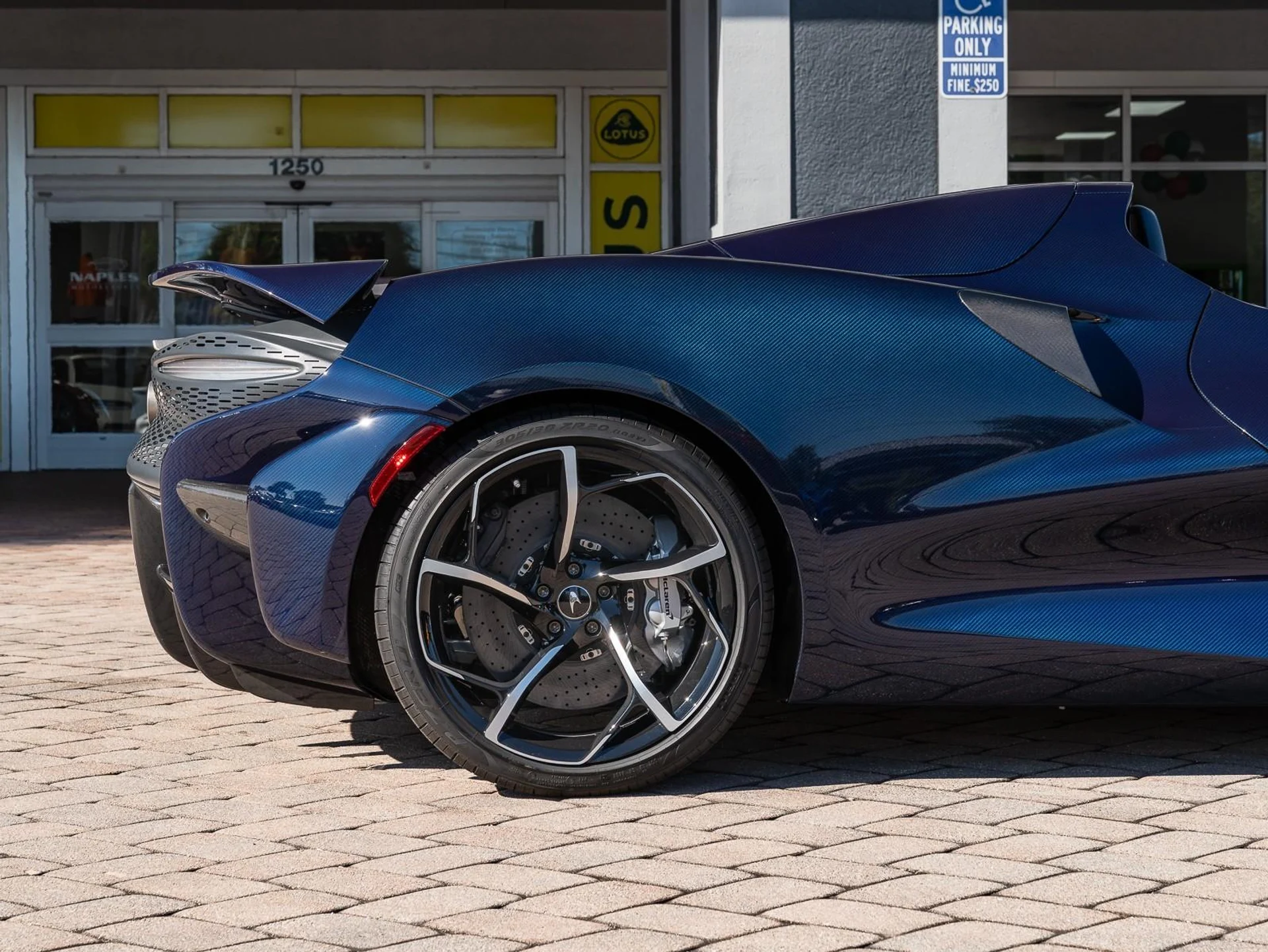 mph037_191038814_Used_2021_Mc_Laren_Elva_1766175045_c3e8fc5149