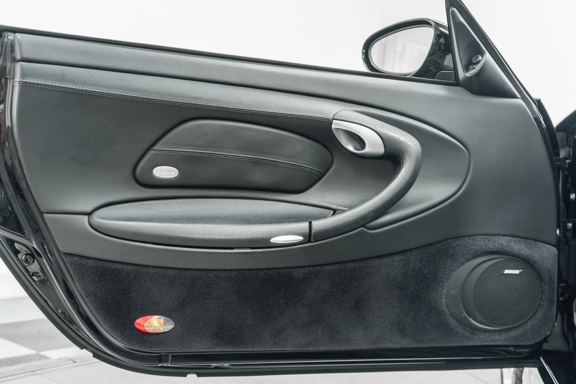 mph037_1912657329_Used_2005_Porsche_911_Turbo_S_Cabriolet_Very_Low_Miles_6_Speed_Manual_Sport_Techno_Wheels_1776271303_613b3a16a2