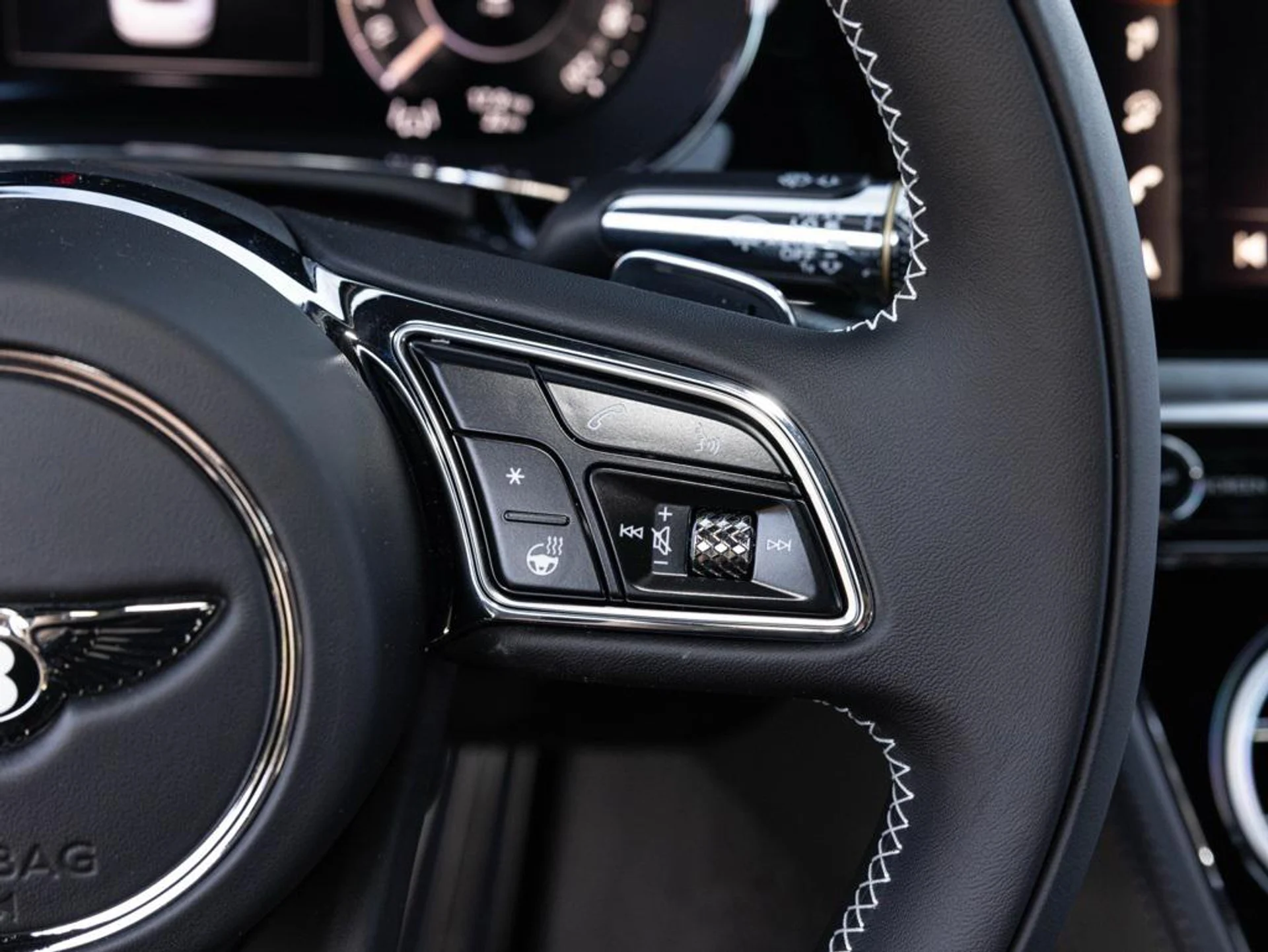 mph037_1916807342_477125128_692b3279b578948aa2d4128d_9c8cc6a415