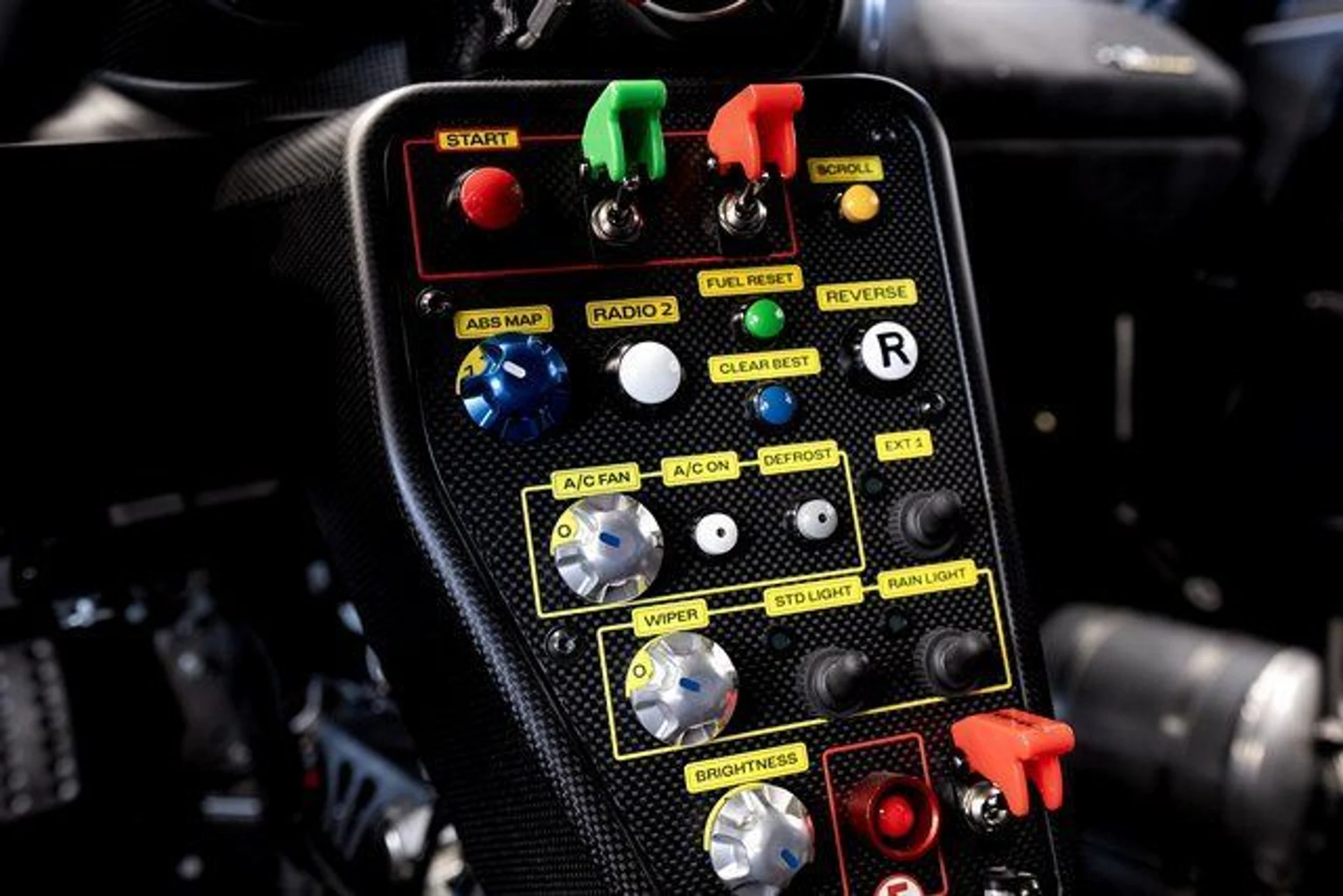 mph037_1918381768_ba86c40fc18e7f742503162b20b6cc84x_8210f3822e