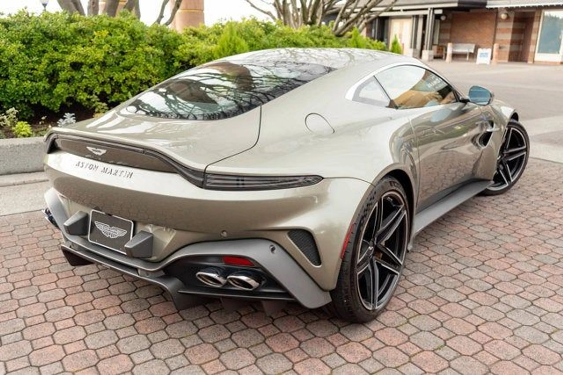 mph037_1918843434_38_22e54a5a09