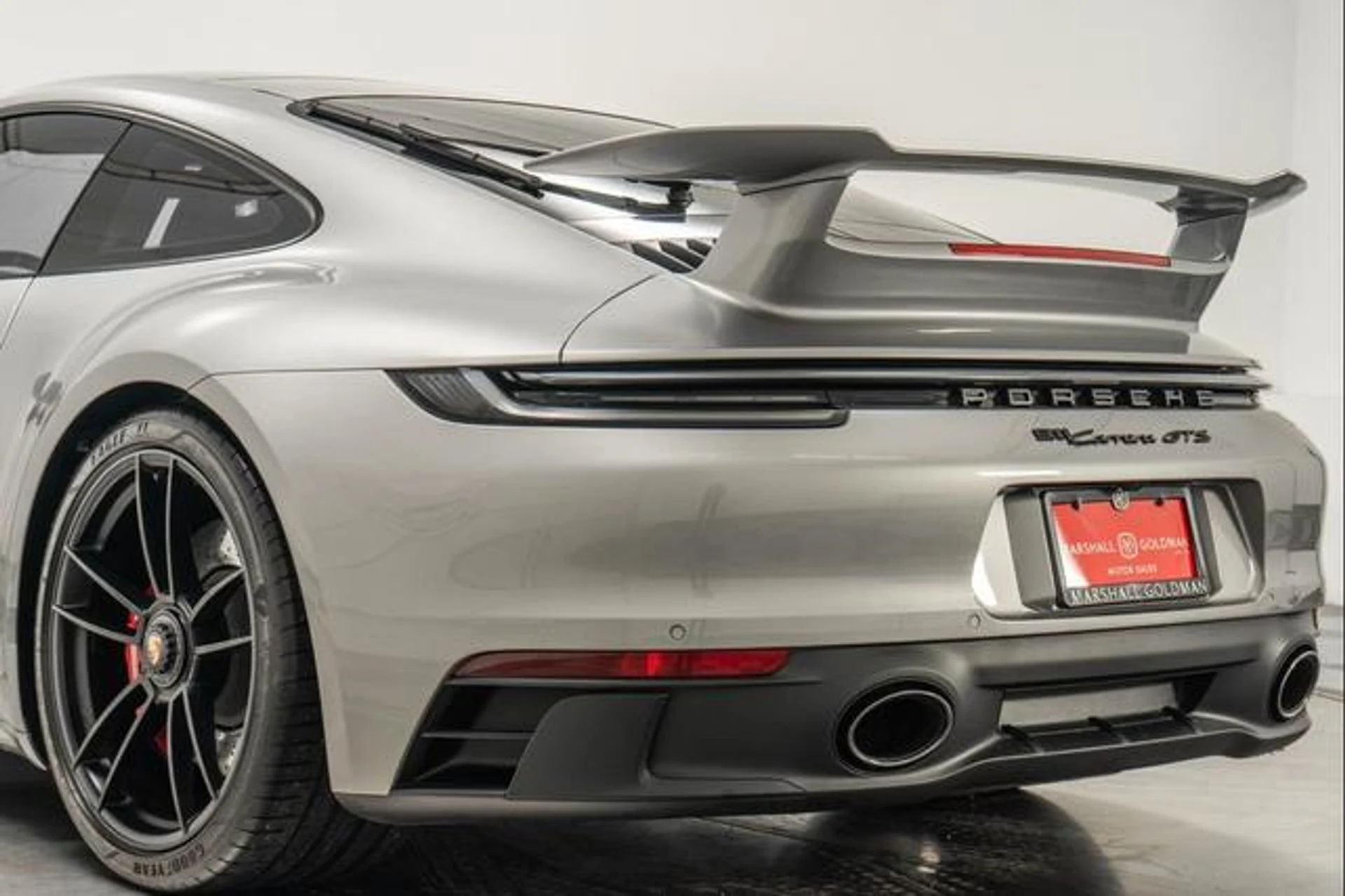 mph037_1929544108_C8_MHD_Sg_Vb5cux0_XF_Sz4_Mt89l_R_Qc_2c42ccf56f