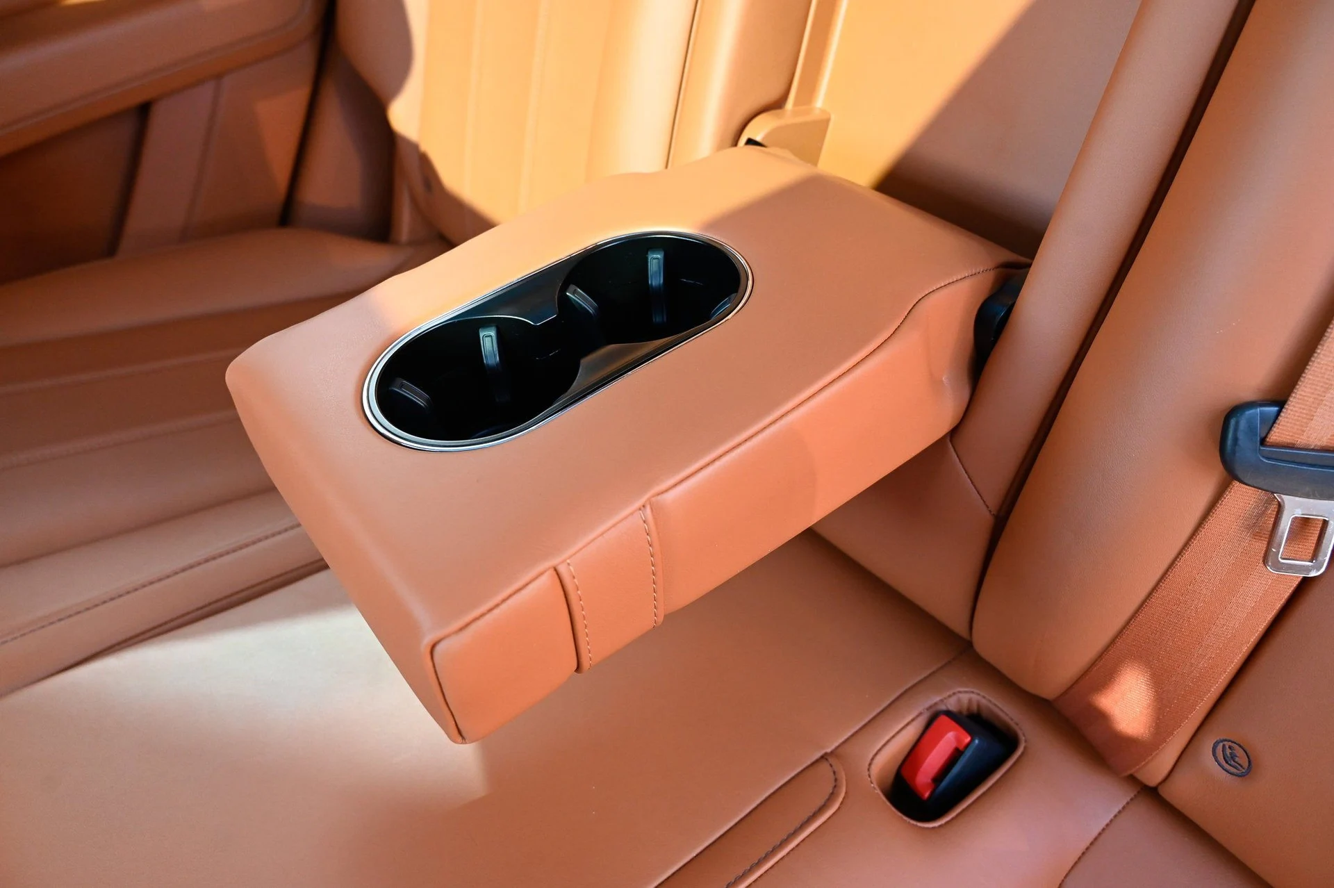 mph037_1938550169_bd628808f54a4def9c8921b0a2301dbc_8dfb51d04d