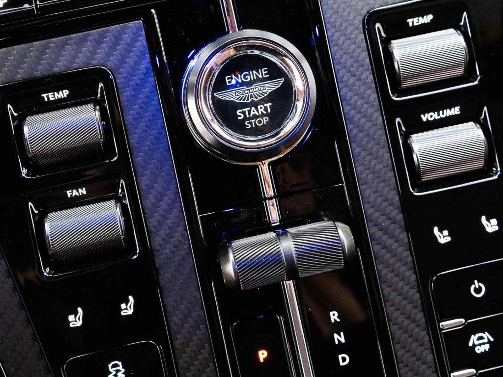 mph037_1941181216_74ba593c18abc74149be7a0cc93e0da5_84ca3c1894