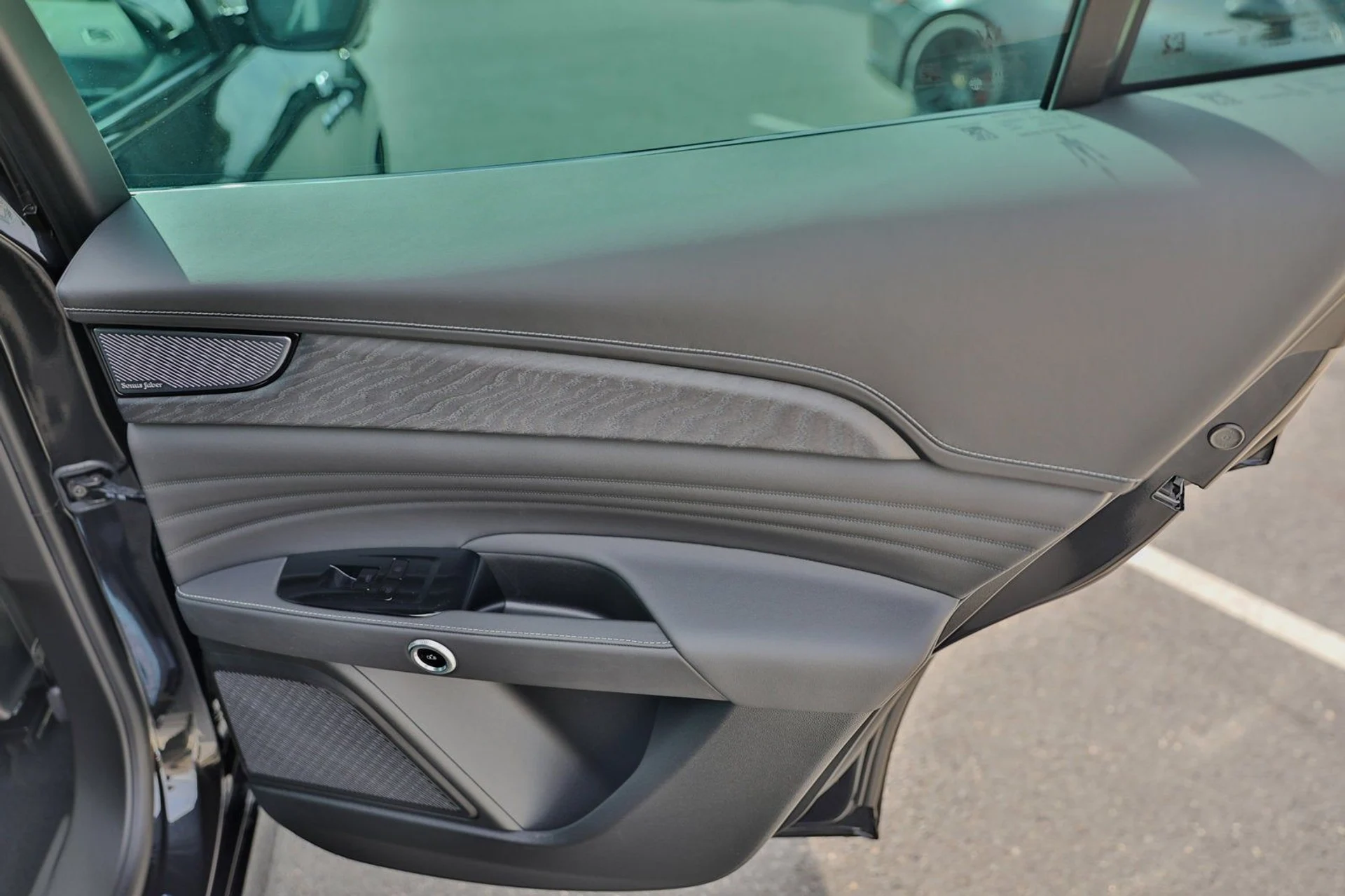 mph037_1947365871_18f6cb8c31dd4cb6b87e36be68e97af0_601c857072