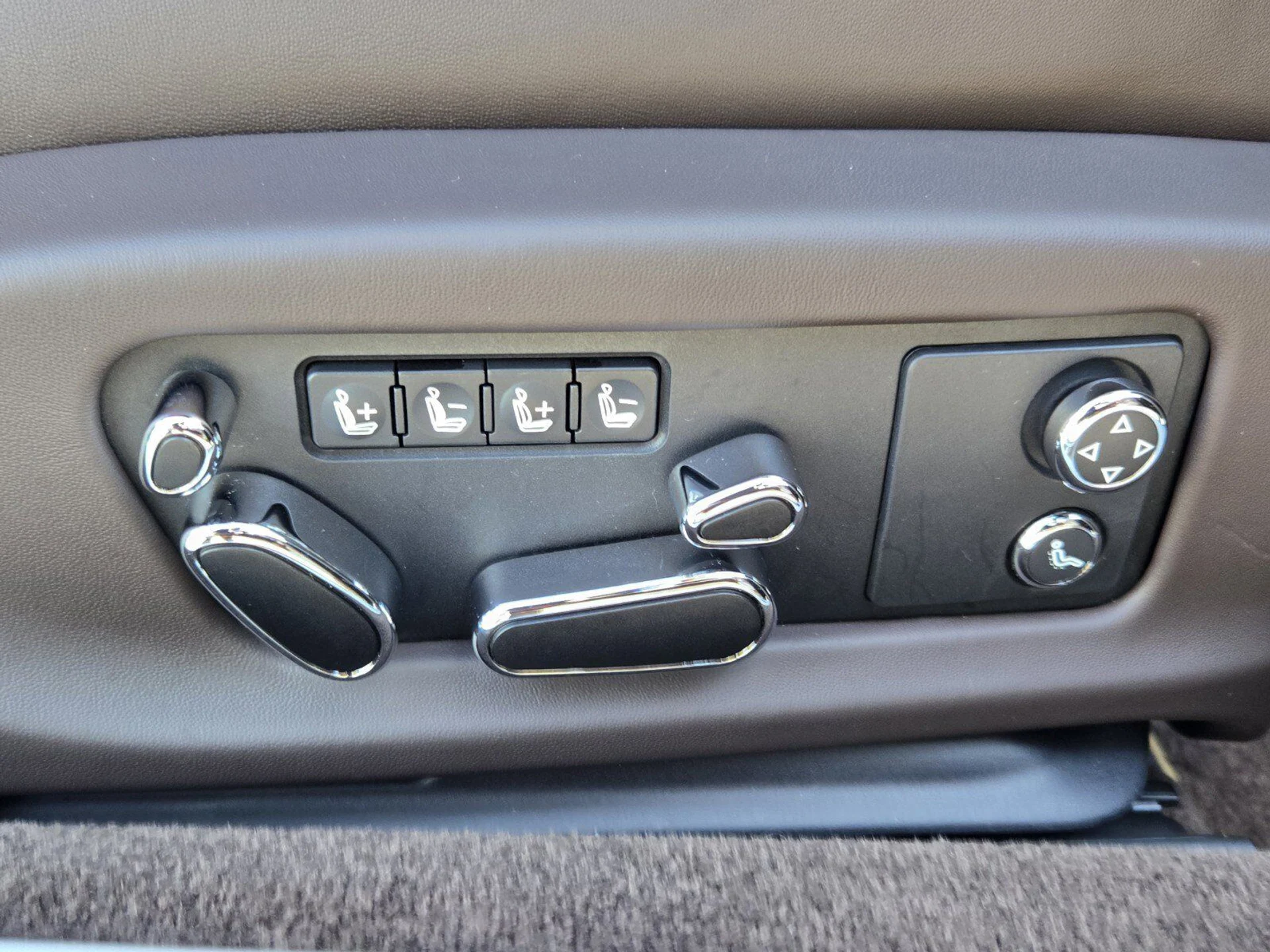 mph037_1954986930_1dec138251e5b63529fc9774566cf0a0x_9c0b7c12b7