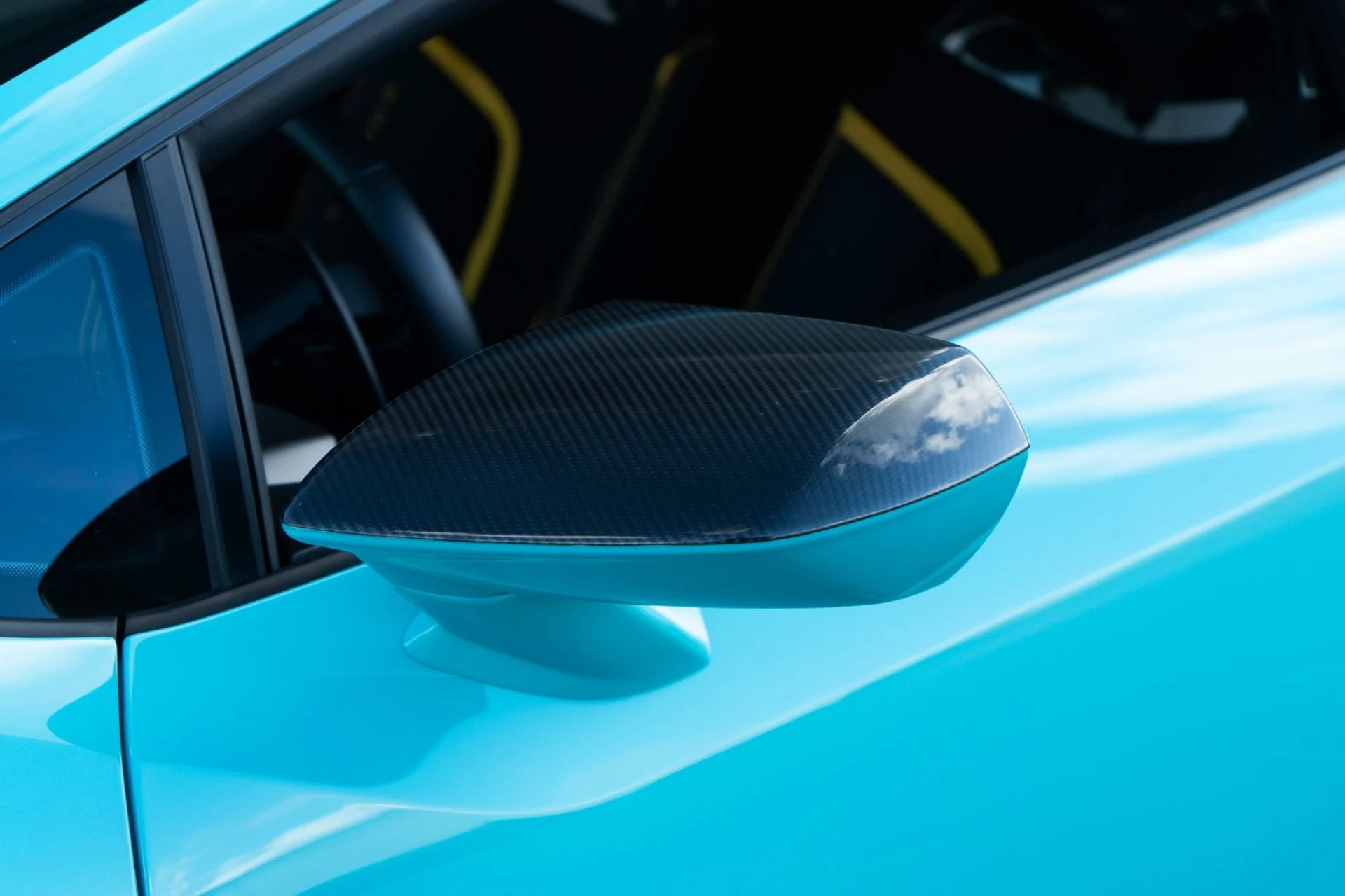 mph037_195892968_Used_2023_Lamborghini_Huracan_Tecnica_1779493741_d8b4f1a234
