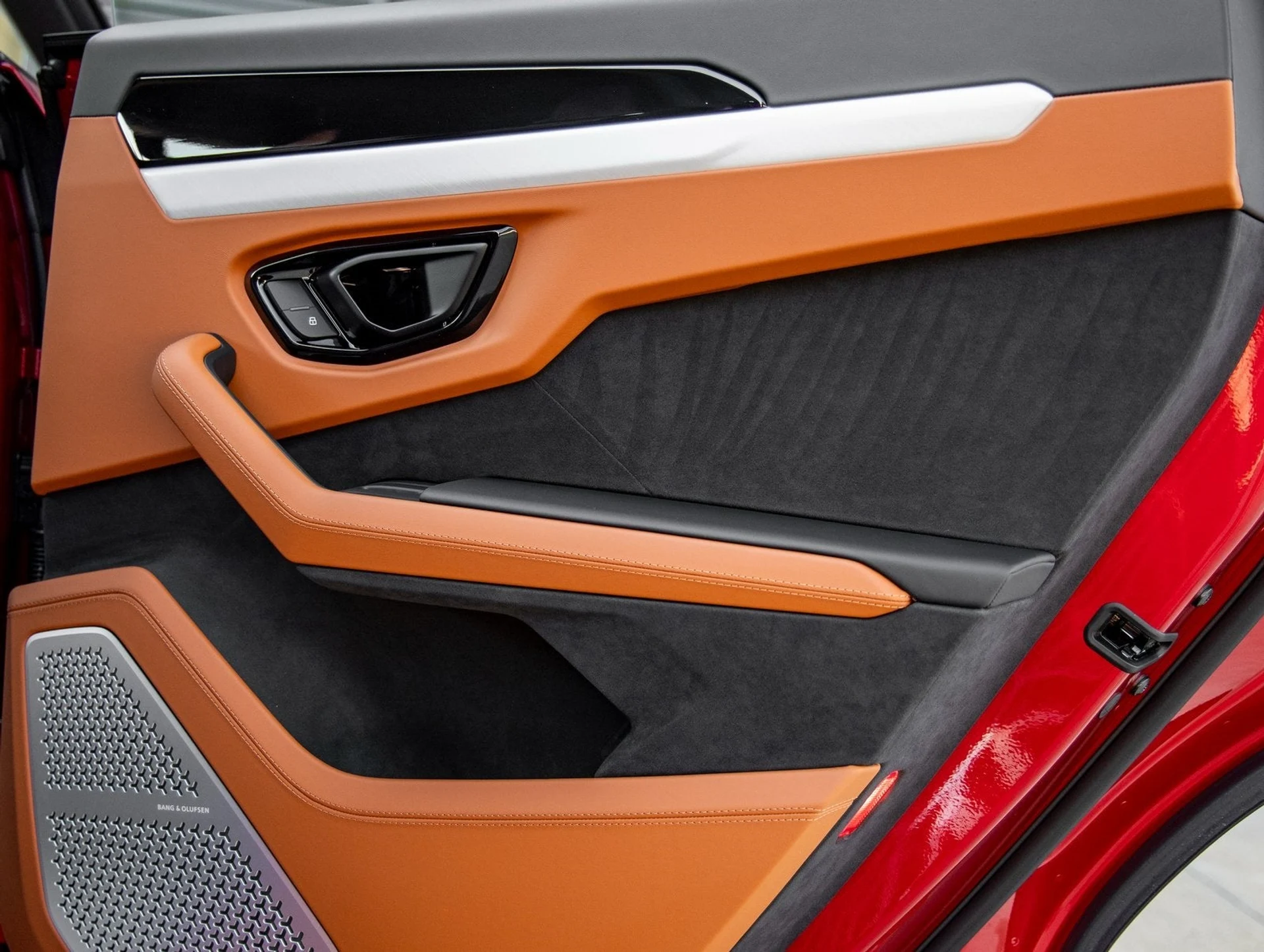 mph037_1961654761_38_6914fad5b1