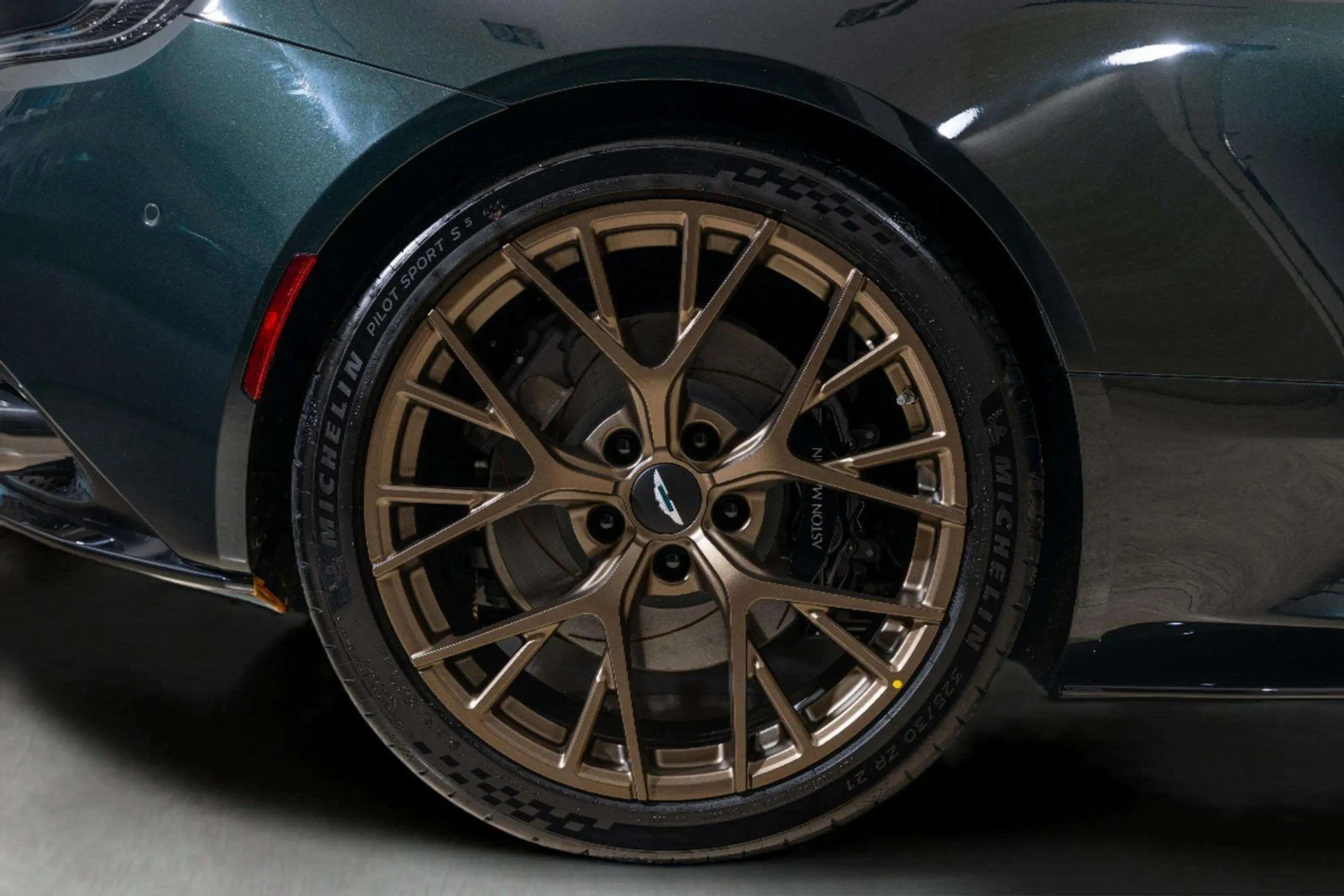 mph037_1965672145_9498f605_8262_4c29_8e3a_87f33fc0f733_81cd6906d0