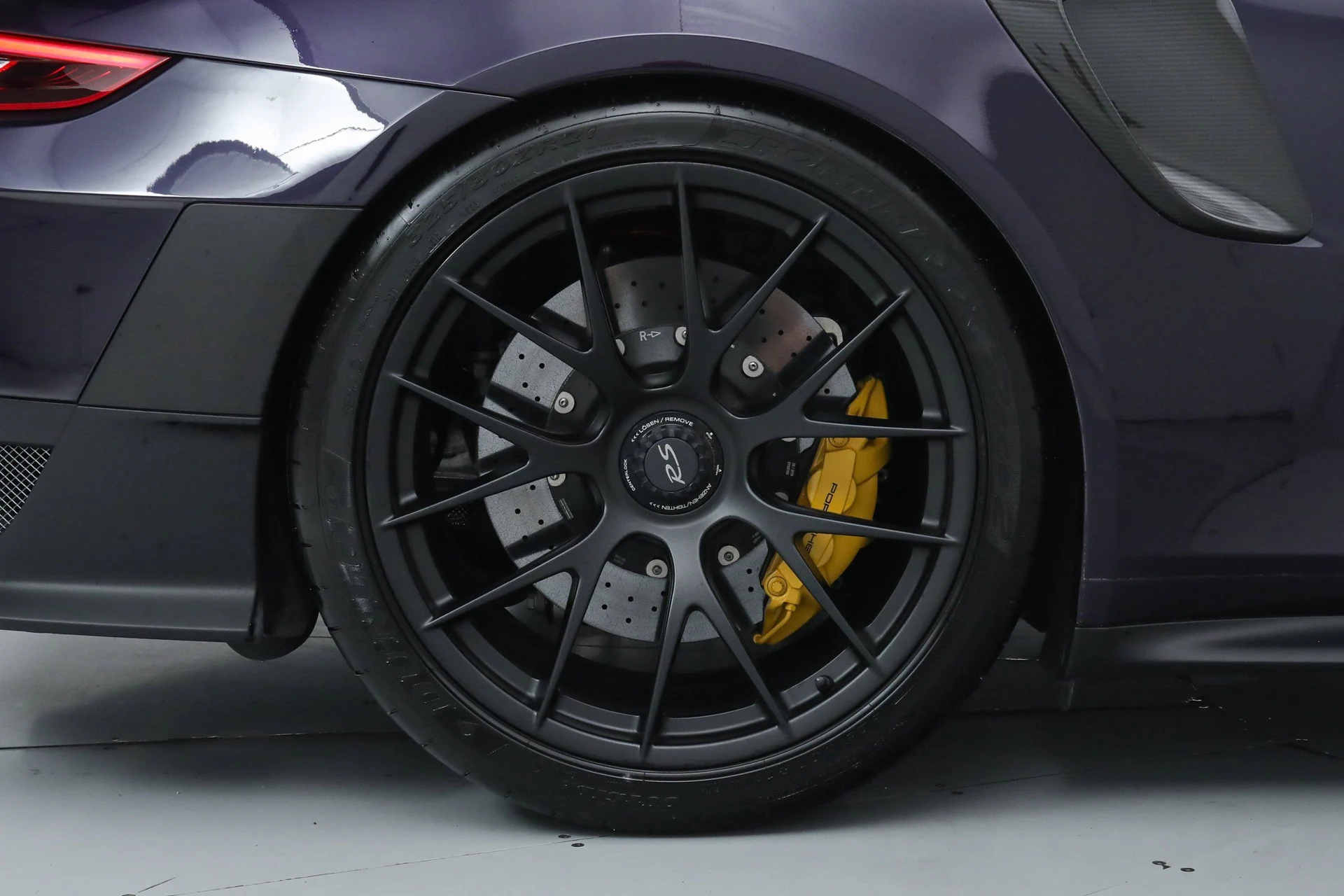 mph037_1966869665_6ef366b52bb2b821df4afd5bd4499da1_3896481581