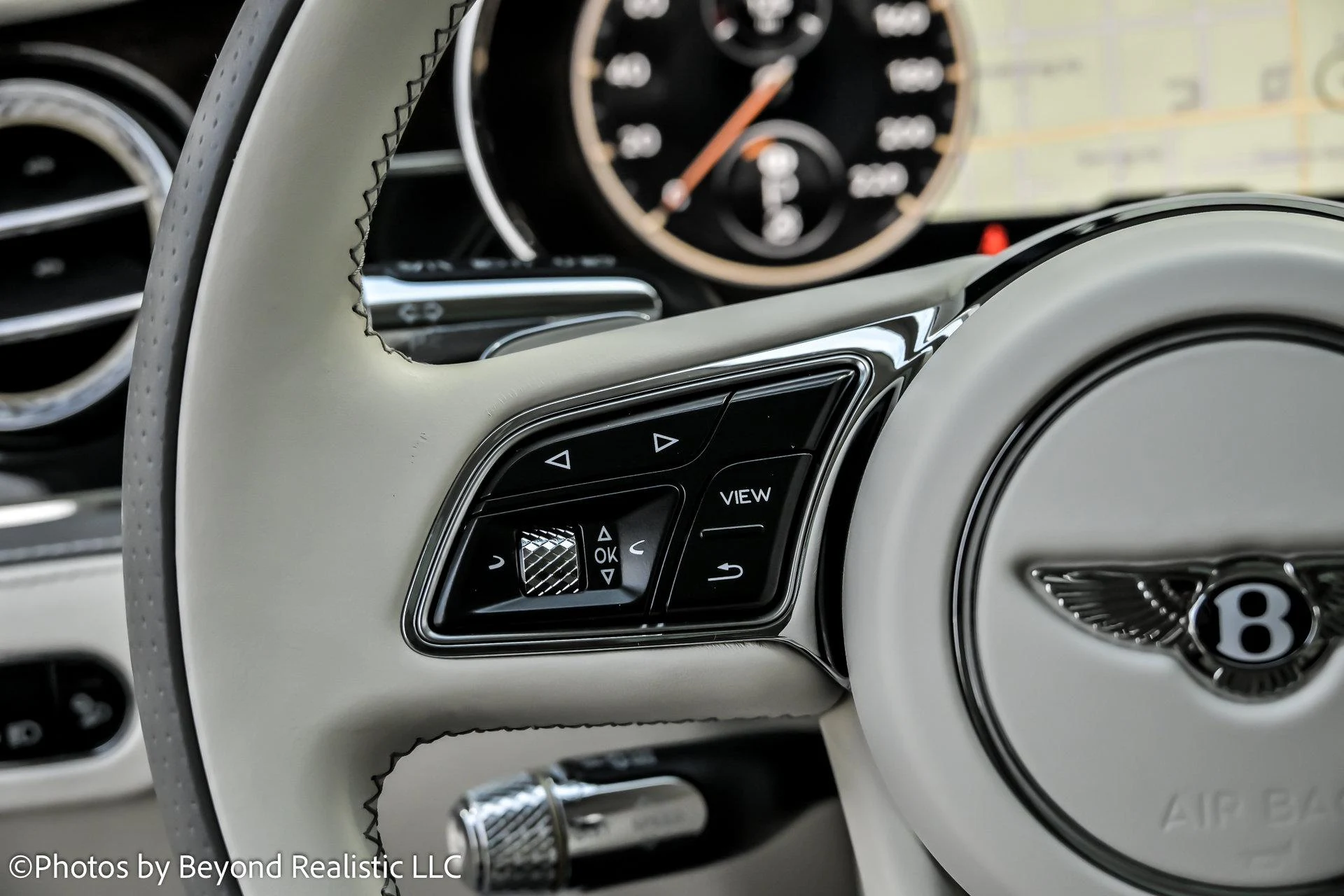 mph037_1971788201_Used_2021_Bentley_Flying_Spur_V8_First_Edition_1763629695_d19ec9e430