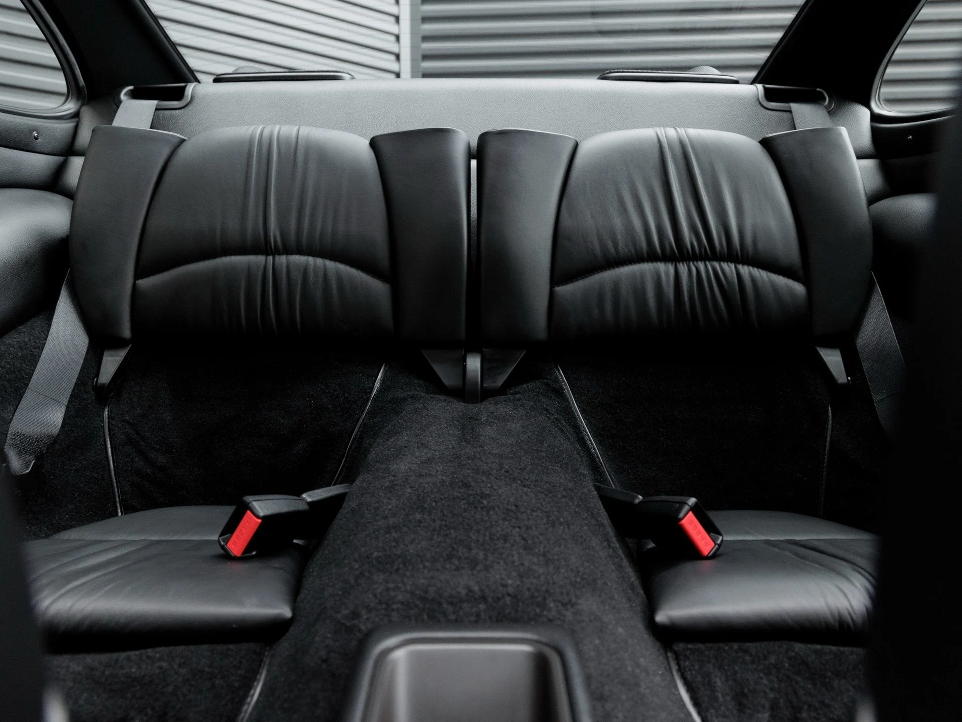 mph037_1972938959_38_4c024b4358