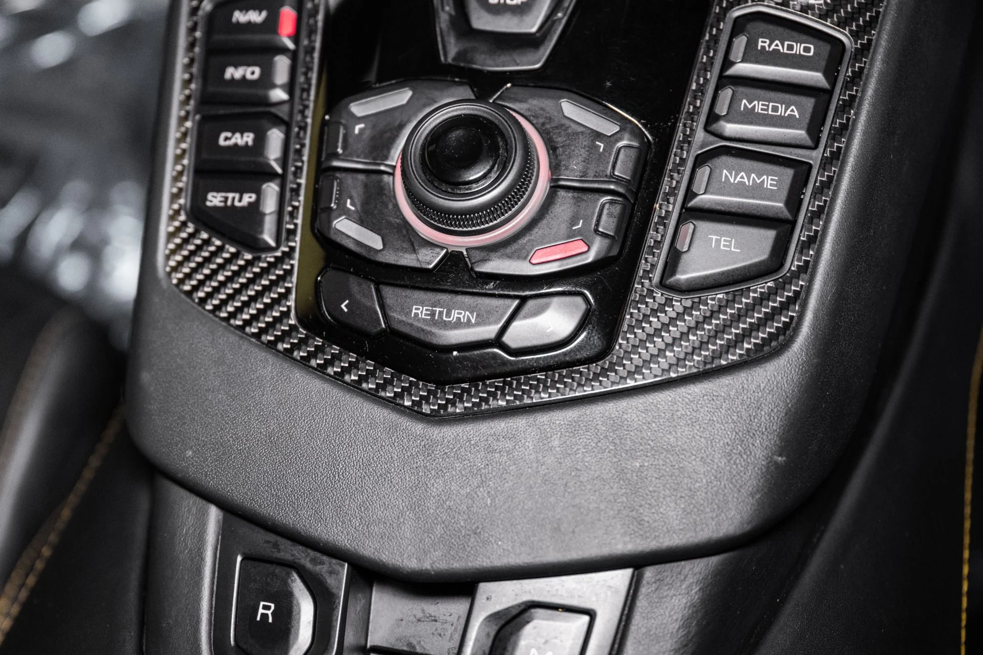 mph037_1978815515_Used_2018_Lamborghini_Aventador_S_LP_740_4_S_1750785577_710d5d933f