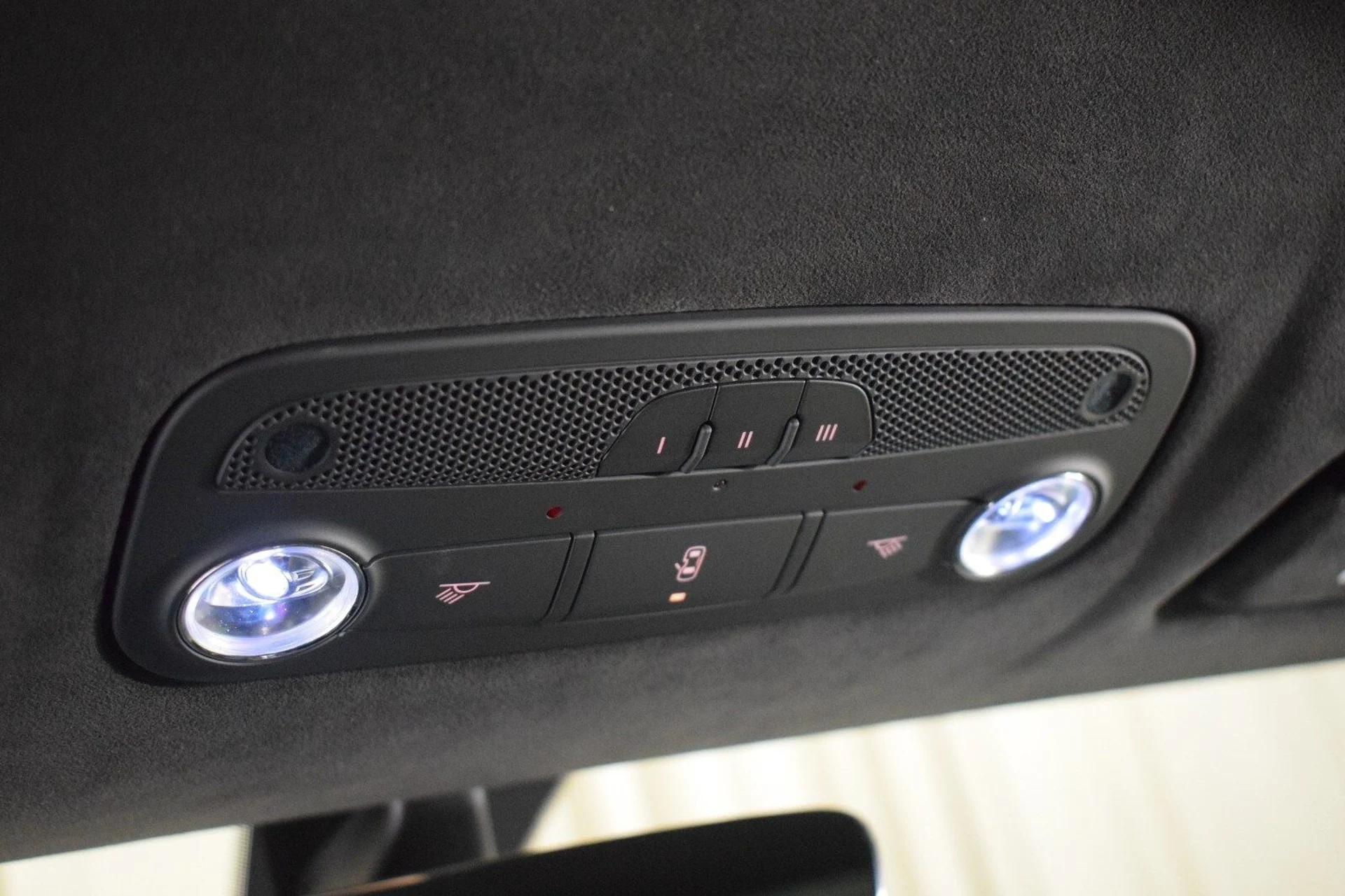 mph037_1987528732_5aa47cd31aff7f10a69db64fbc8d7c21x_b1611974cc