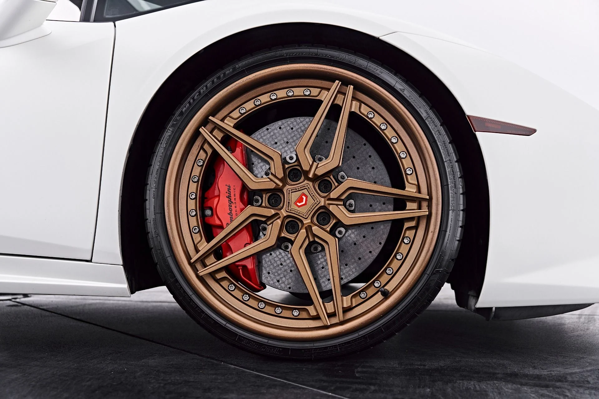mph037_201891803_Used_2017_Lamborghini_Huracan_1786741744_88ed9494b3