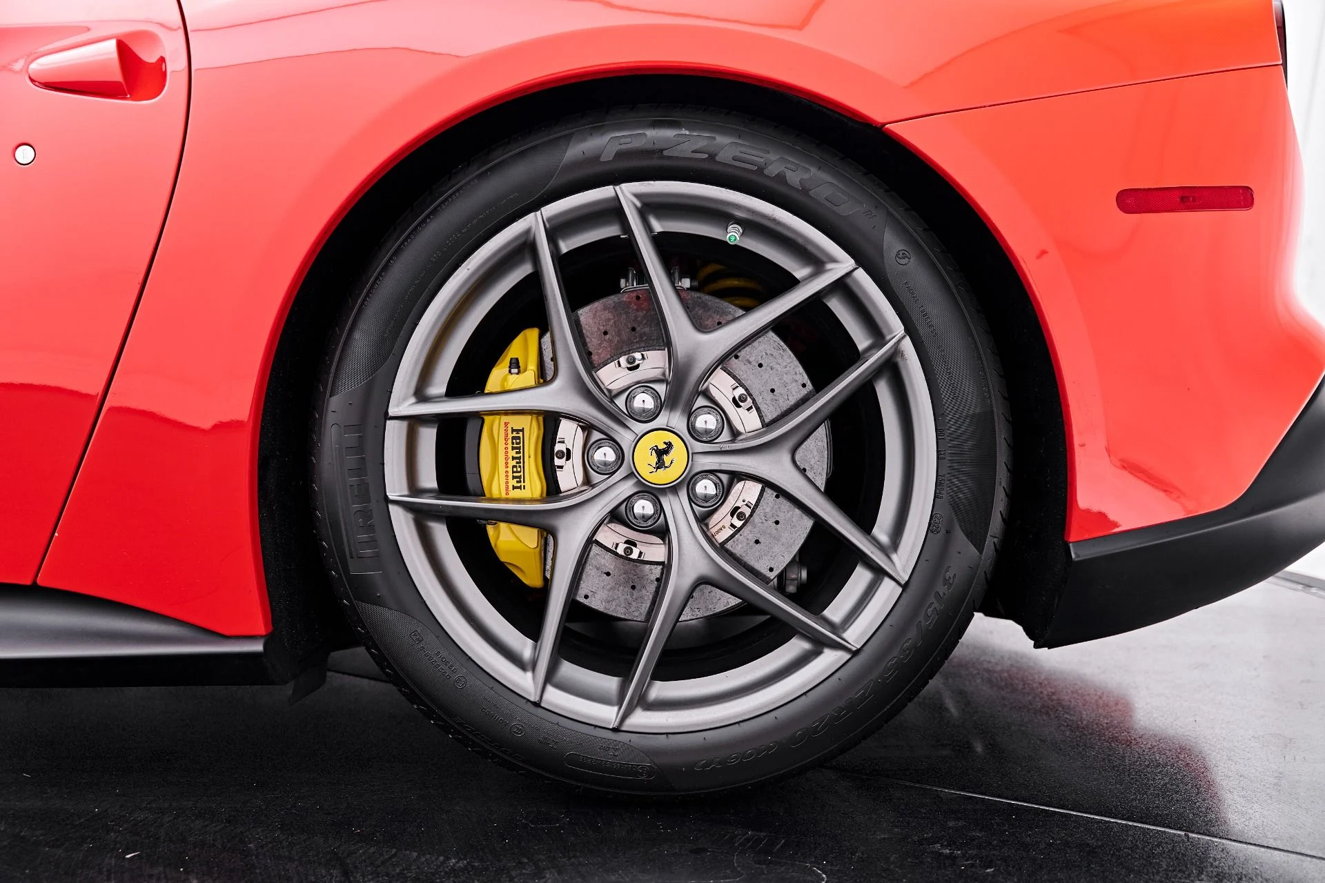 mph037_2038945453_Used_2016_Ferrari_F12_Berlinetta_1790987473_759877edb7
