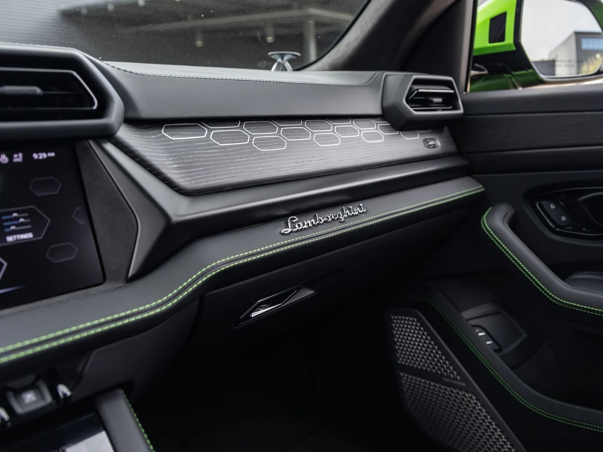 mph037_204095828_38_fd9ab24006