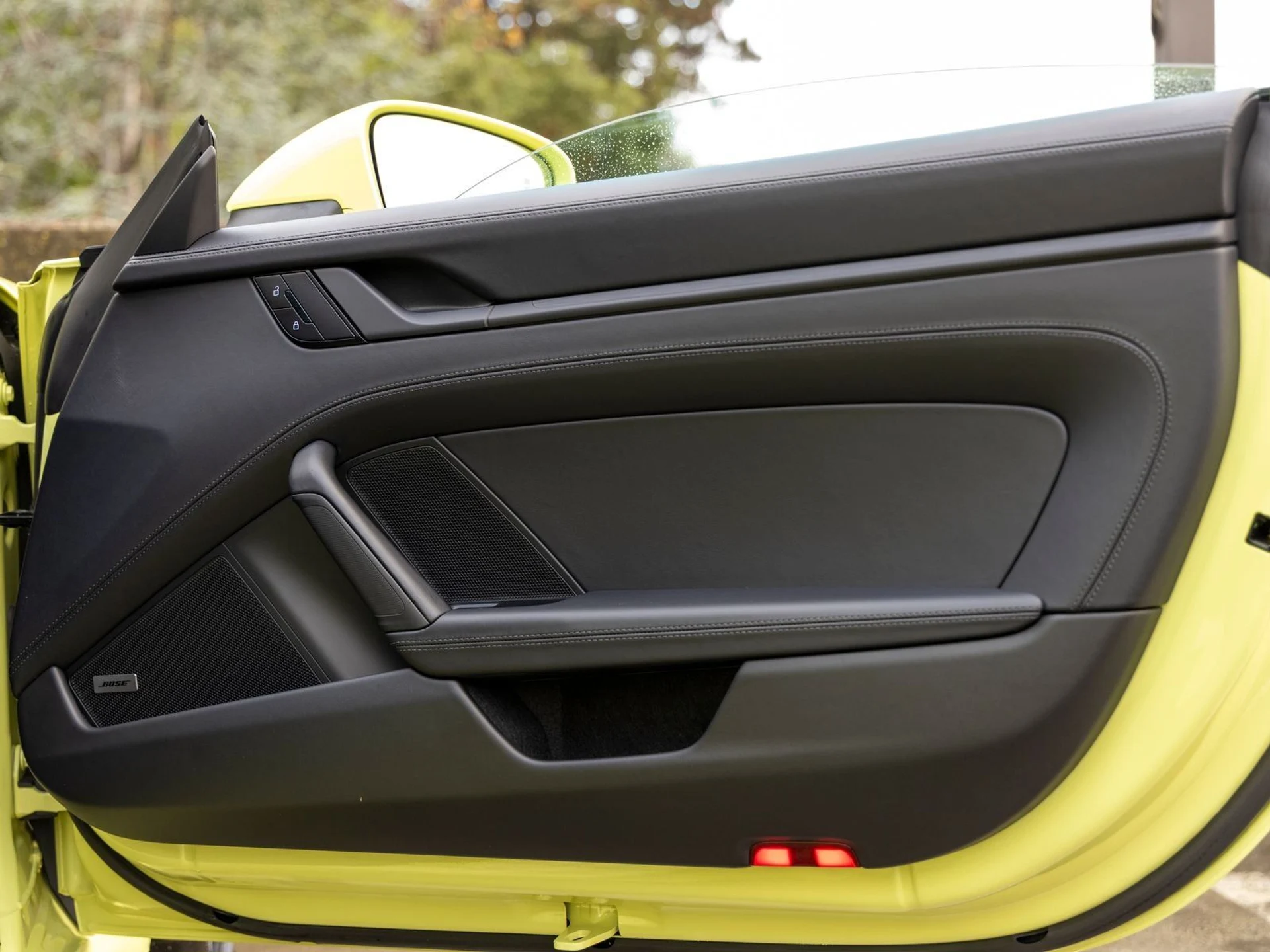 mph037_2041662680_38_326d29d0dc