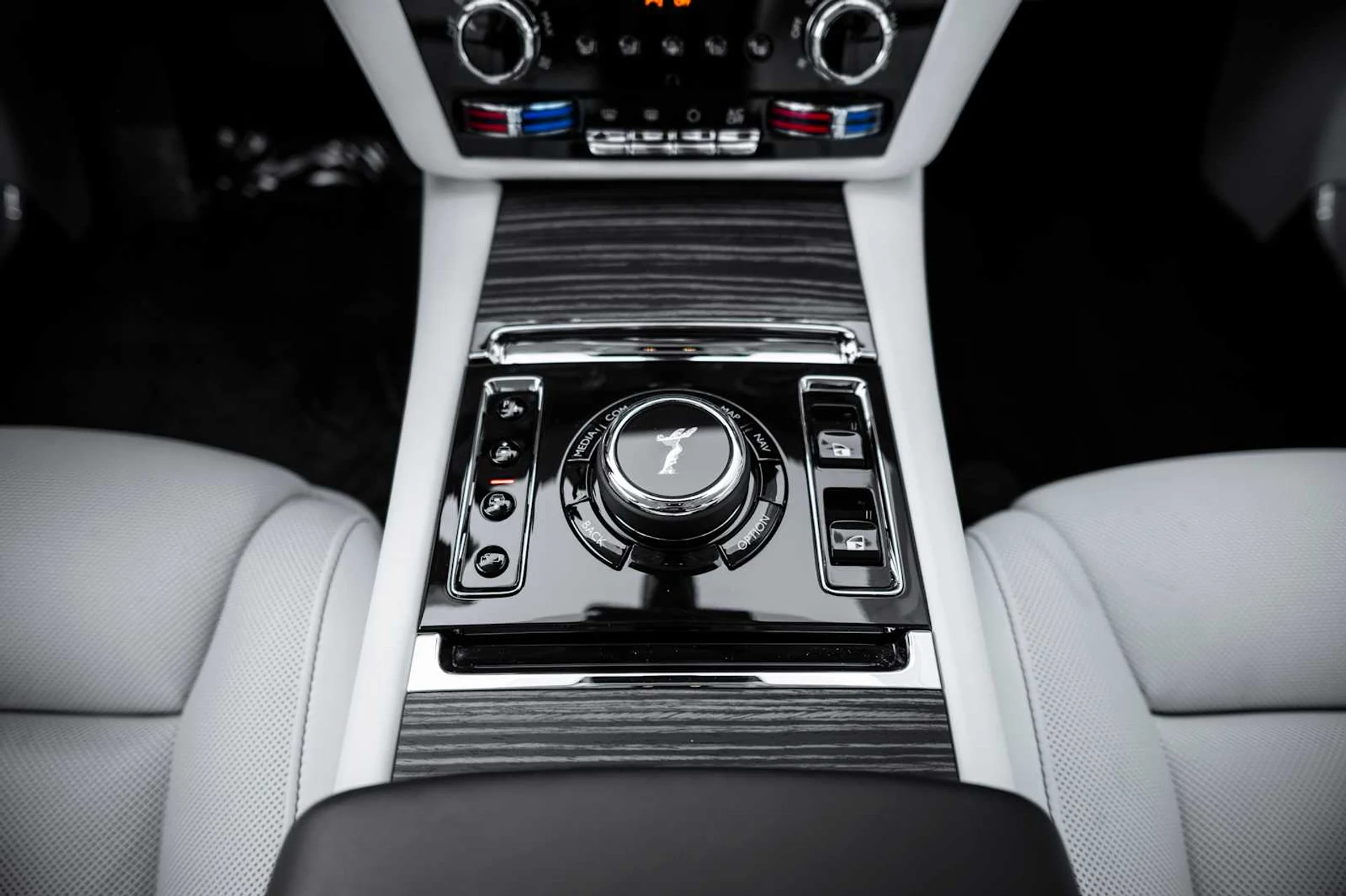 mph037_2053936018_c2c462a7d2017dcffee9f3c6799b7a62x_3b29646b42