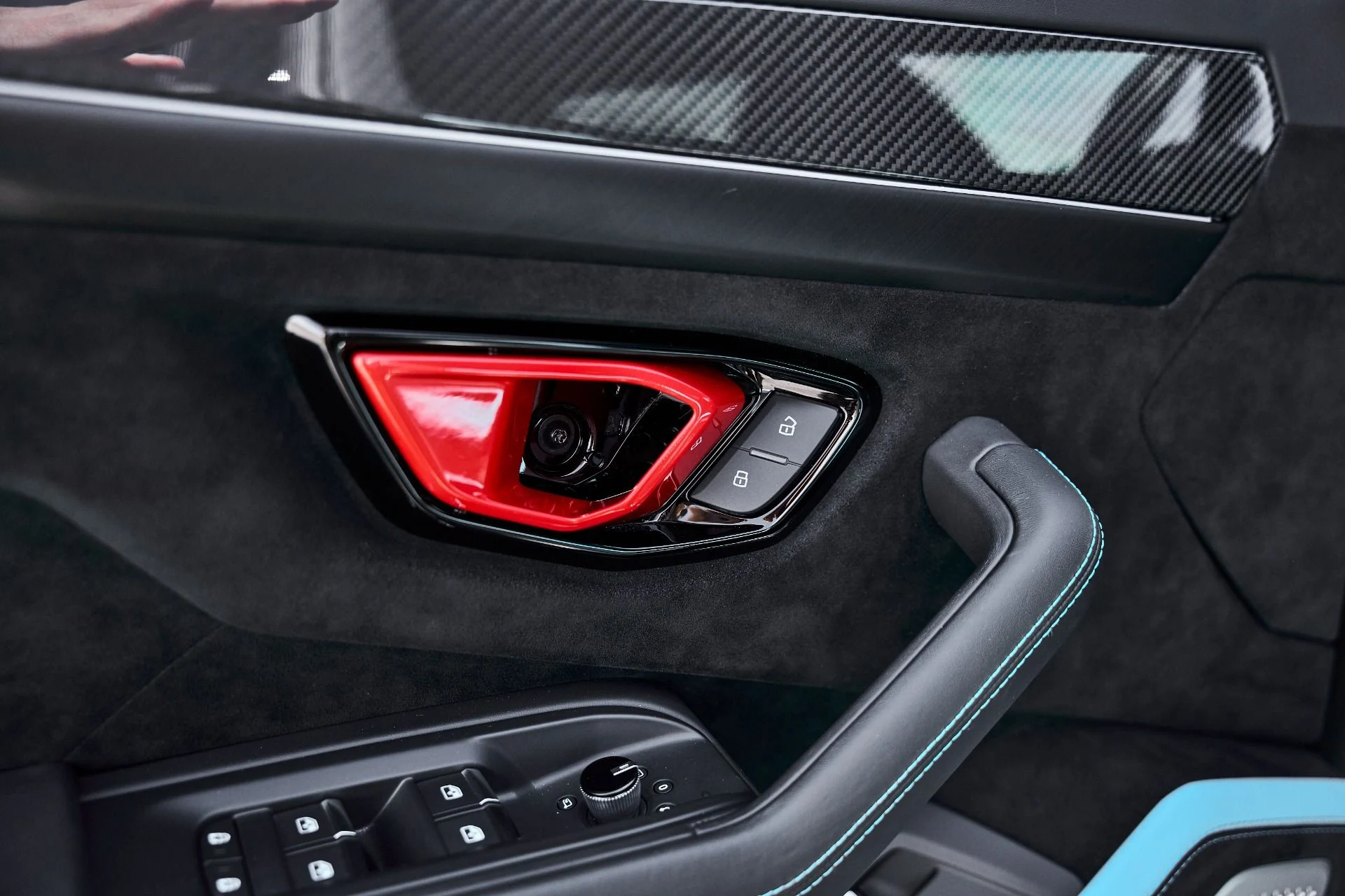 mph037_2069701104_Used_2024_Lamborghini_Urus_Performante_1779865514_febdbacd7b
