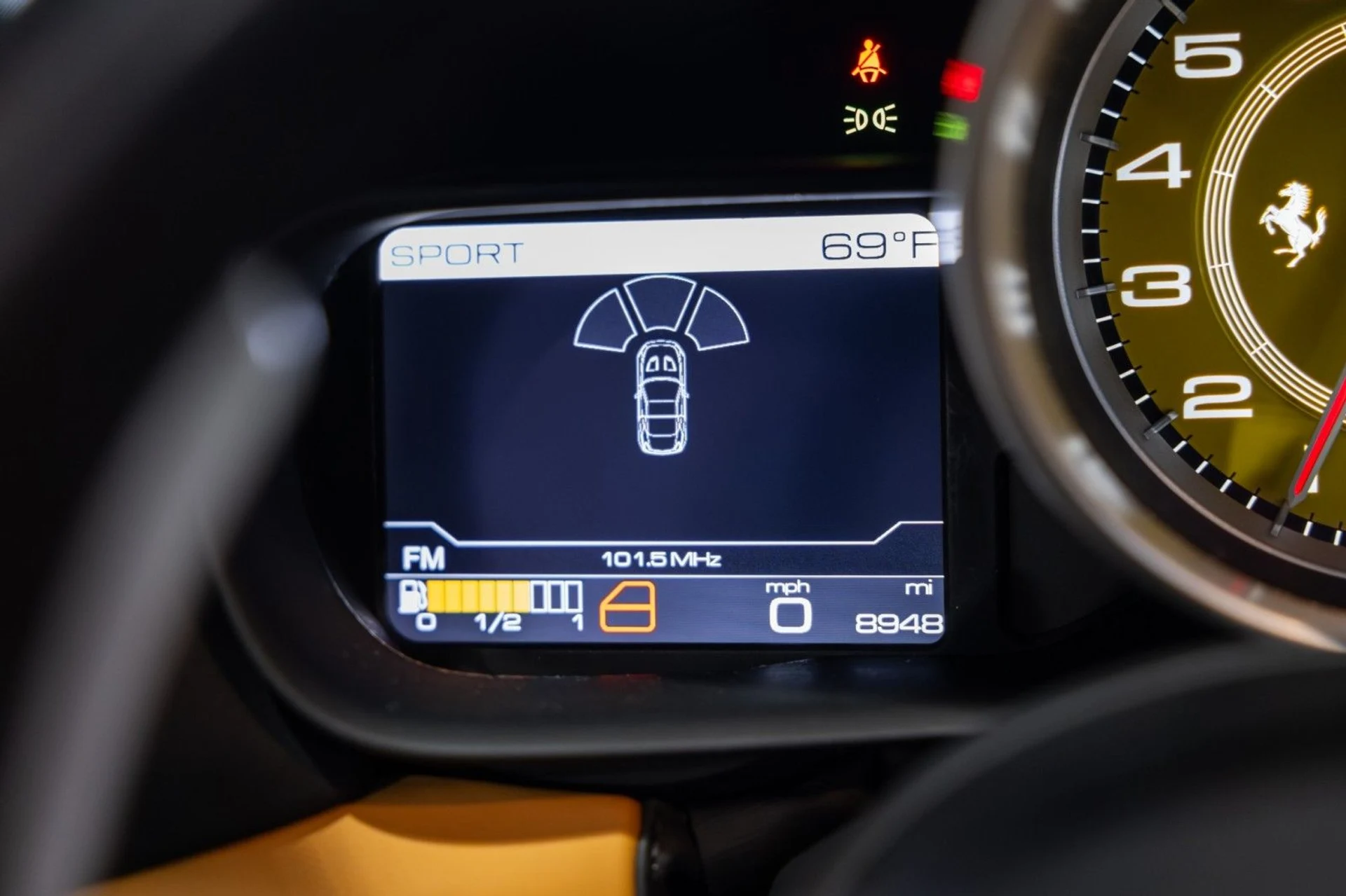 mph037_2094015854_d_Q_ba84a0c27e