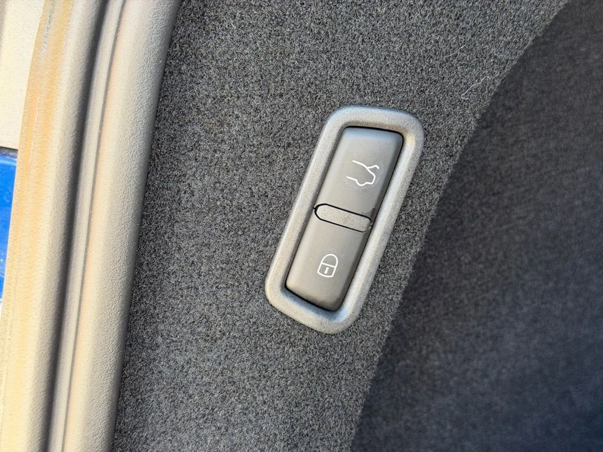 mph037_2096400608_e461127a75f74067a98c3ba55a729e55_d8de058f0a