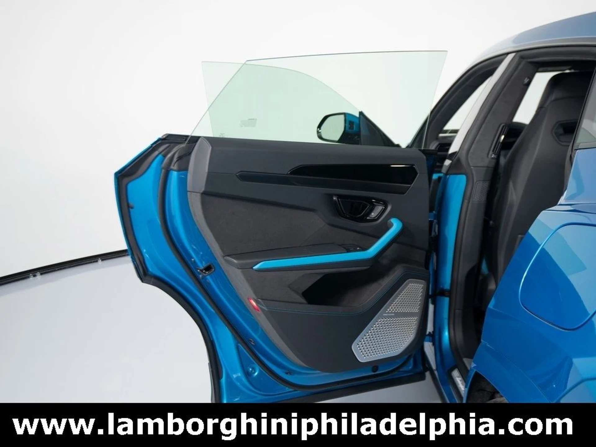 mph037_2097883470_99a68a034c35257815c366f2cad36e4cx_eddd9c95cc