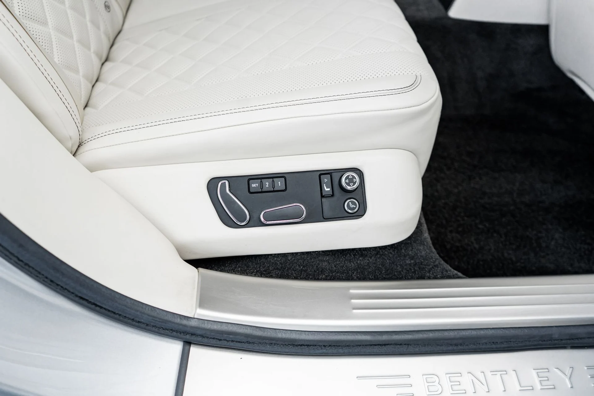 mph037_2106992968_74f7b070_d6bc_41aa_8473_70cac5a0e5c4_e823ef4037