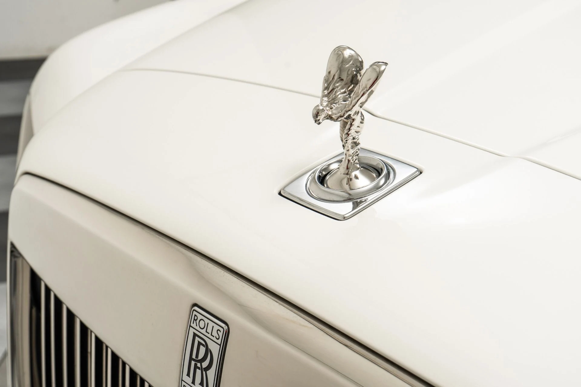 mph037_2123307034_Used_2020_Rolls_Royce_Cullinan_1759852565_81f7ae741e