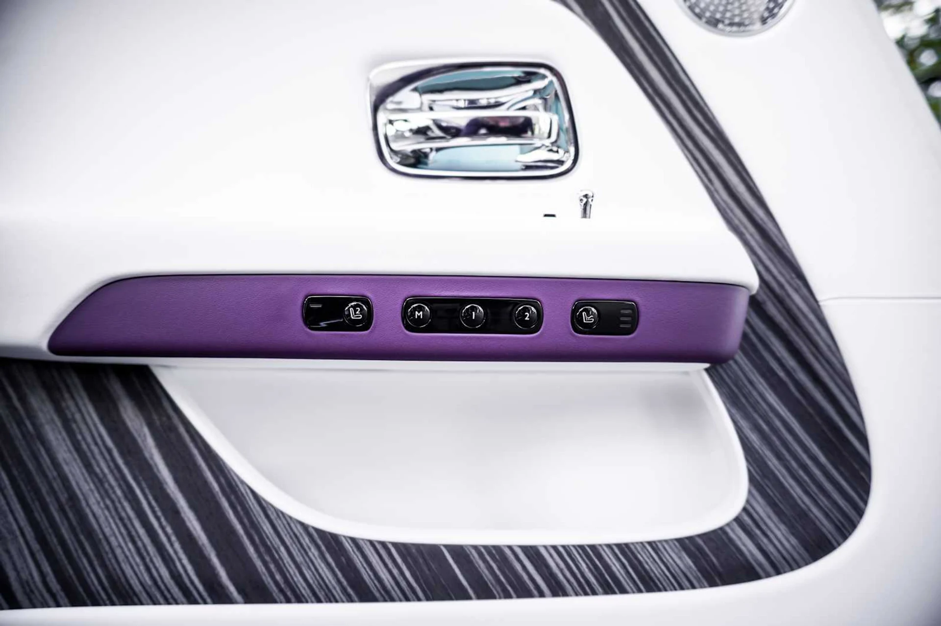 mph037_2129528255_a1f040198f5b87042adbe6eac98e655fx_e4d31b7474