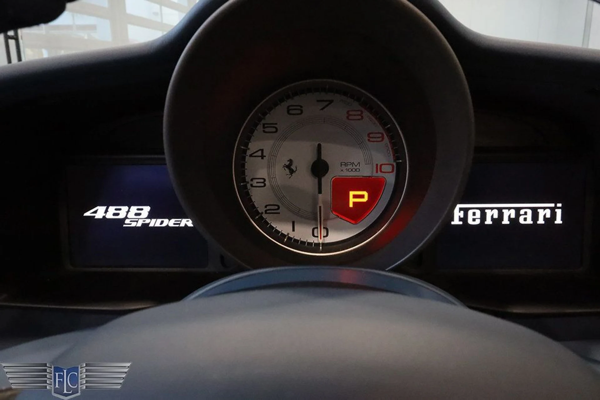 mph037_2154925112_used_2019_ferrari_488_spider_convertible_9689_22967902_38_1024_1559b0622d