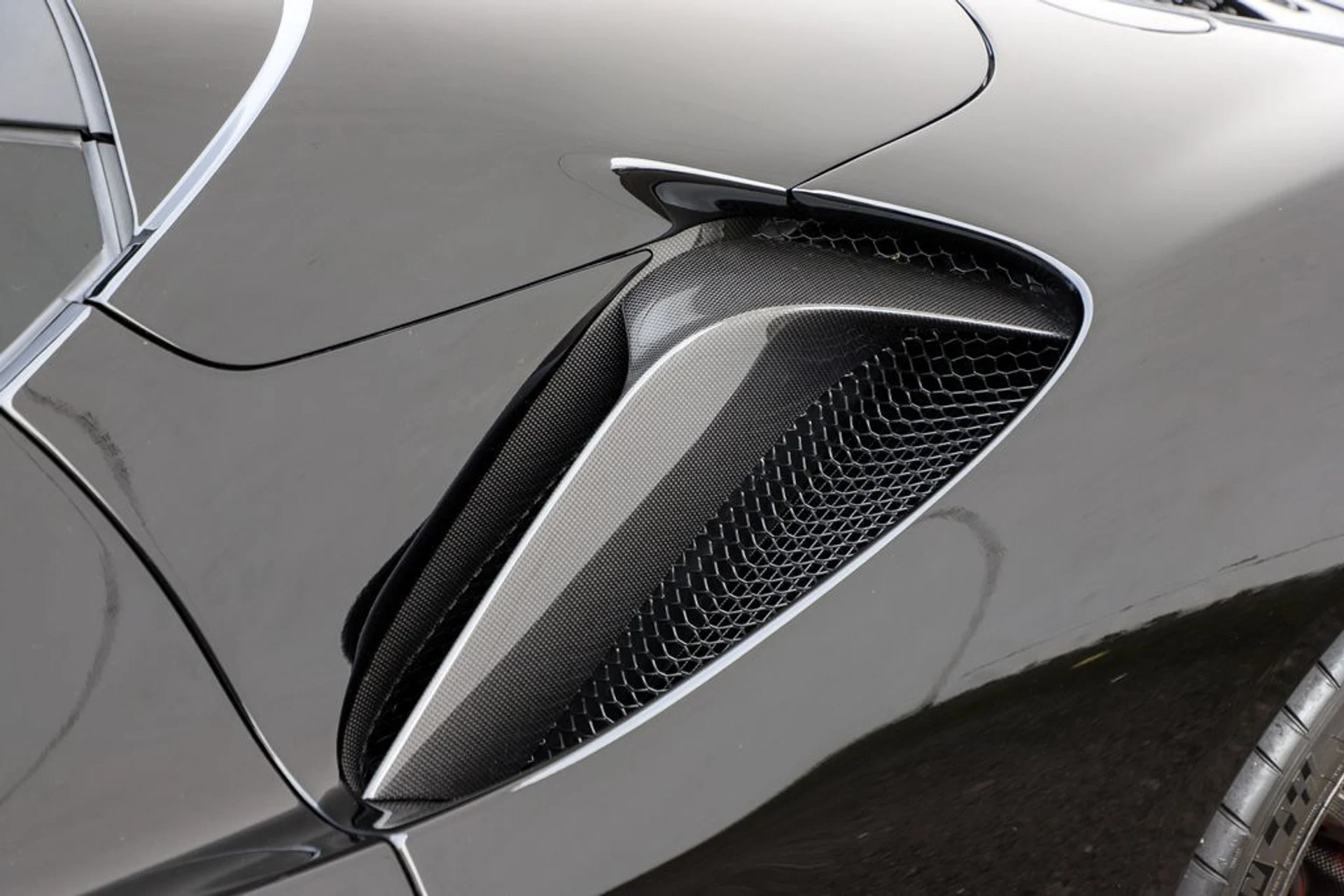 mph037_2167563310_70221828595d51394743e7d4789f0d0e_ec6753faba