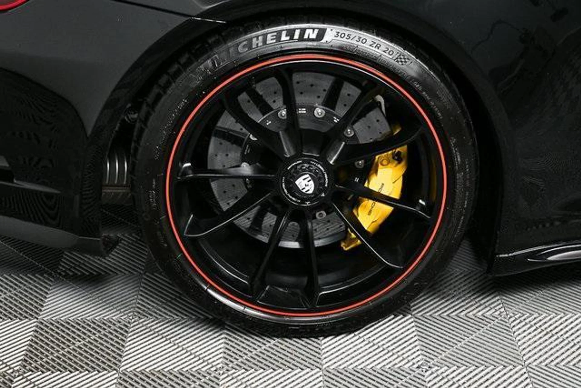 mph037_2168108558_Wp_S_Xk86_Ubm_J_Sq_H45_B1w_Up7_H_Ud_Ug_0ecc6fbc0c