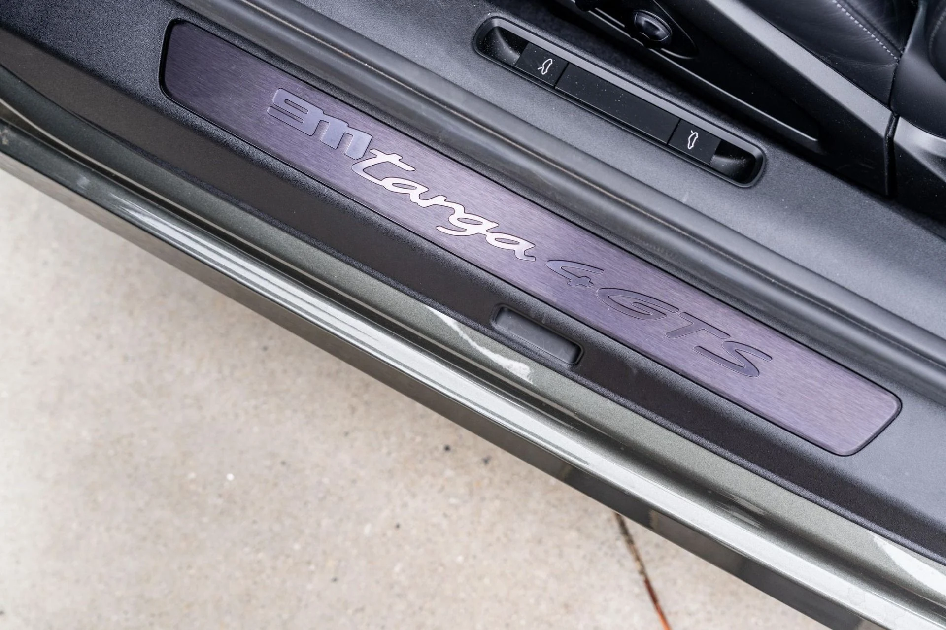 mph037_2175224787_Used_2024_Porsche_911_Targa_4_GTS_1782170169_0b7c4ea025