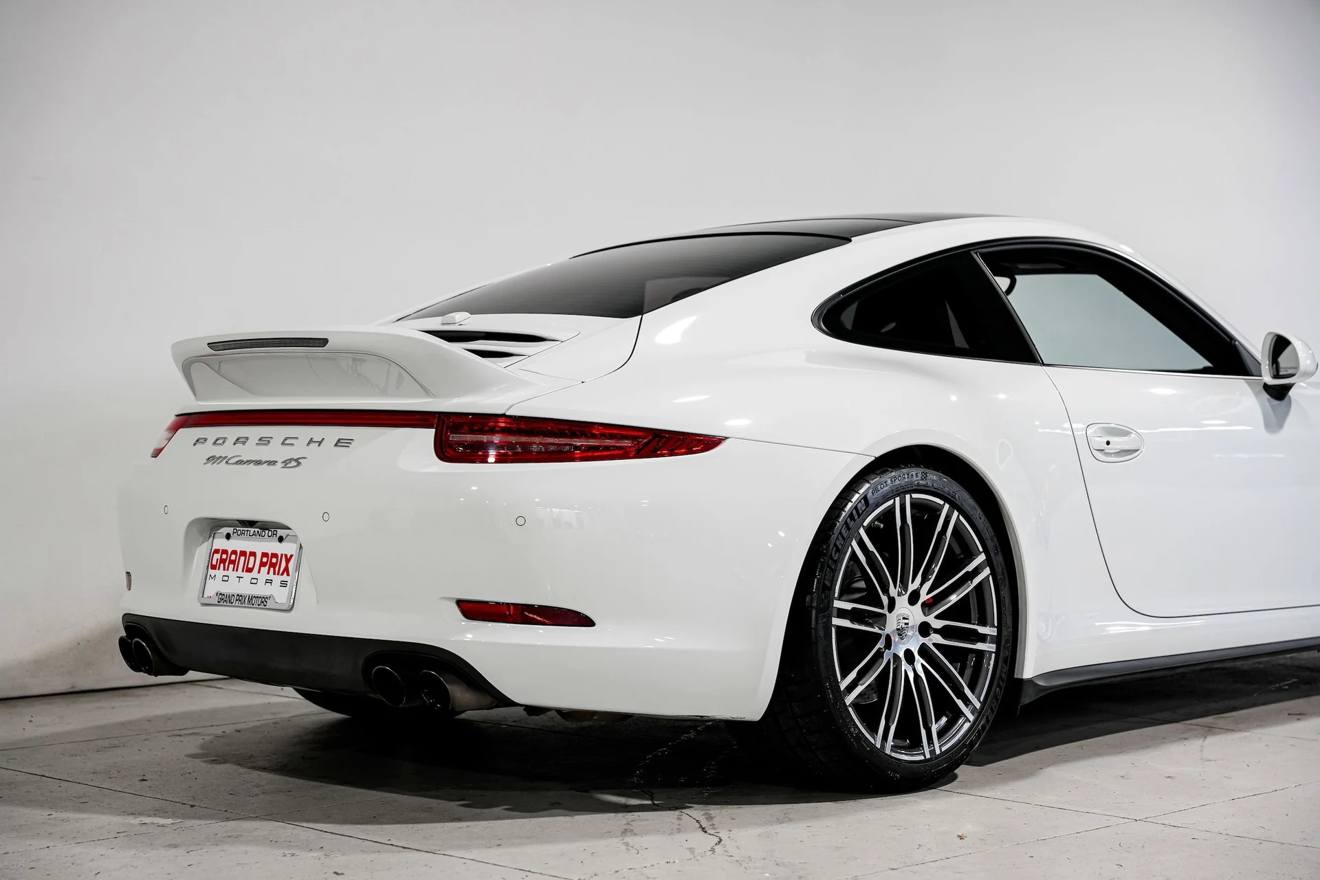 mph037_2200511771_45de07a7c6463d895e4c724da4abd147x_6219adf968