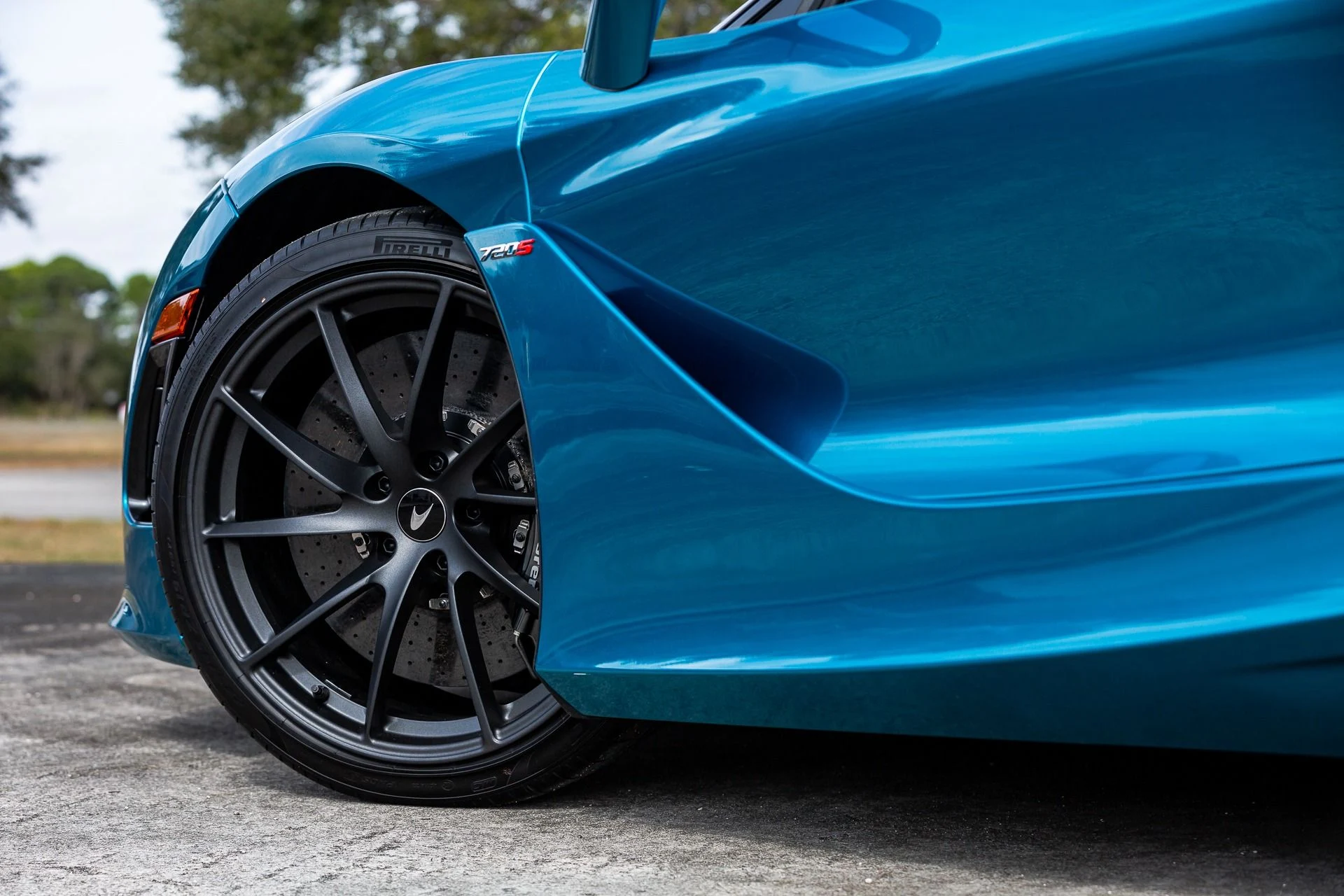 mph037_2201457929_24_p38_l_7b6cf75fe5